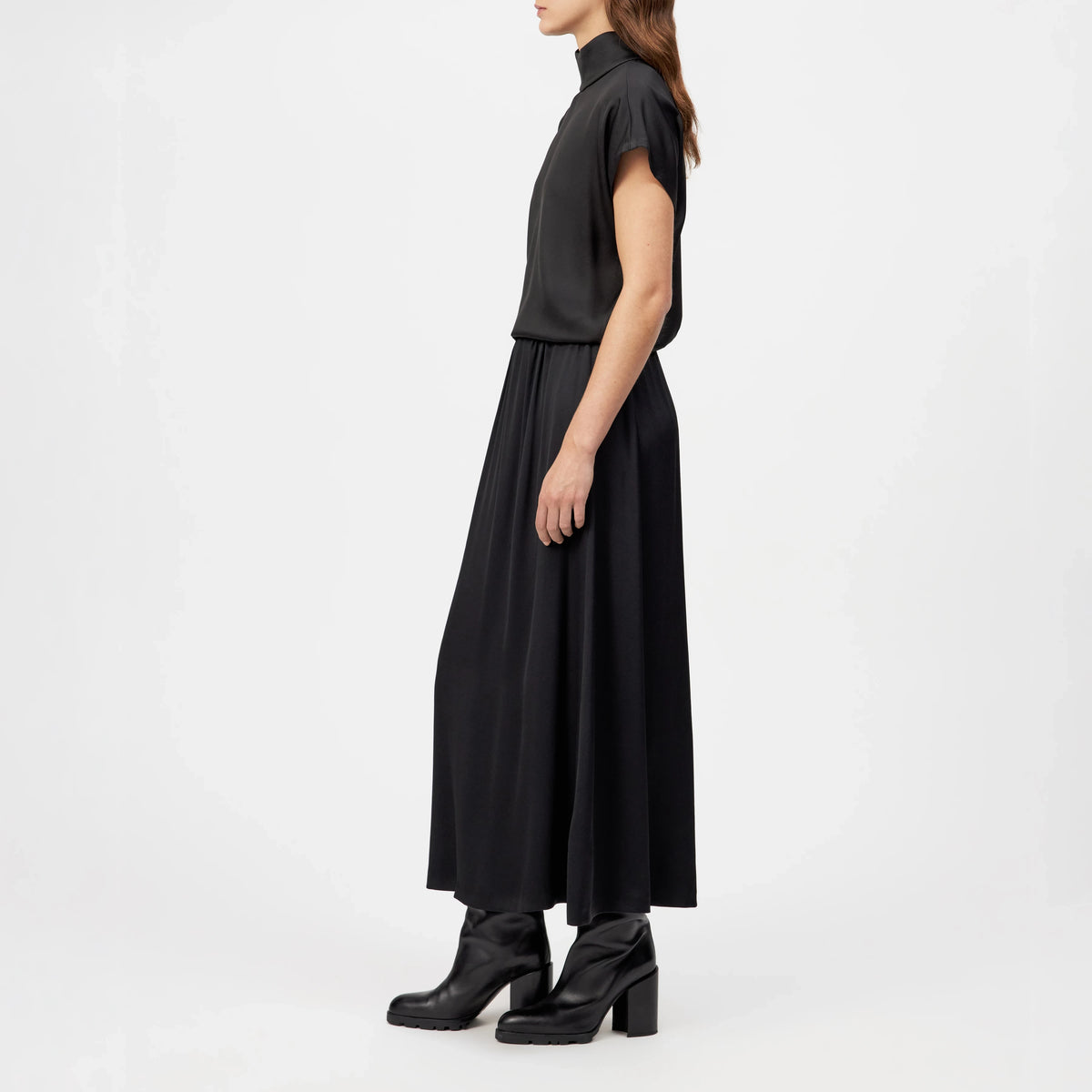 IDONEA black | Bildmaterial bereitgestellt von SHOES.PLEASE.