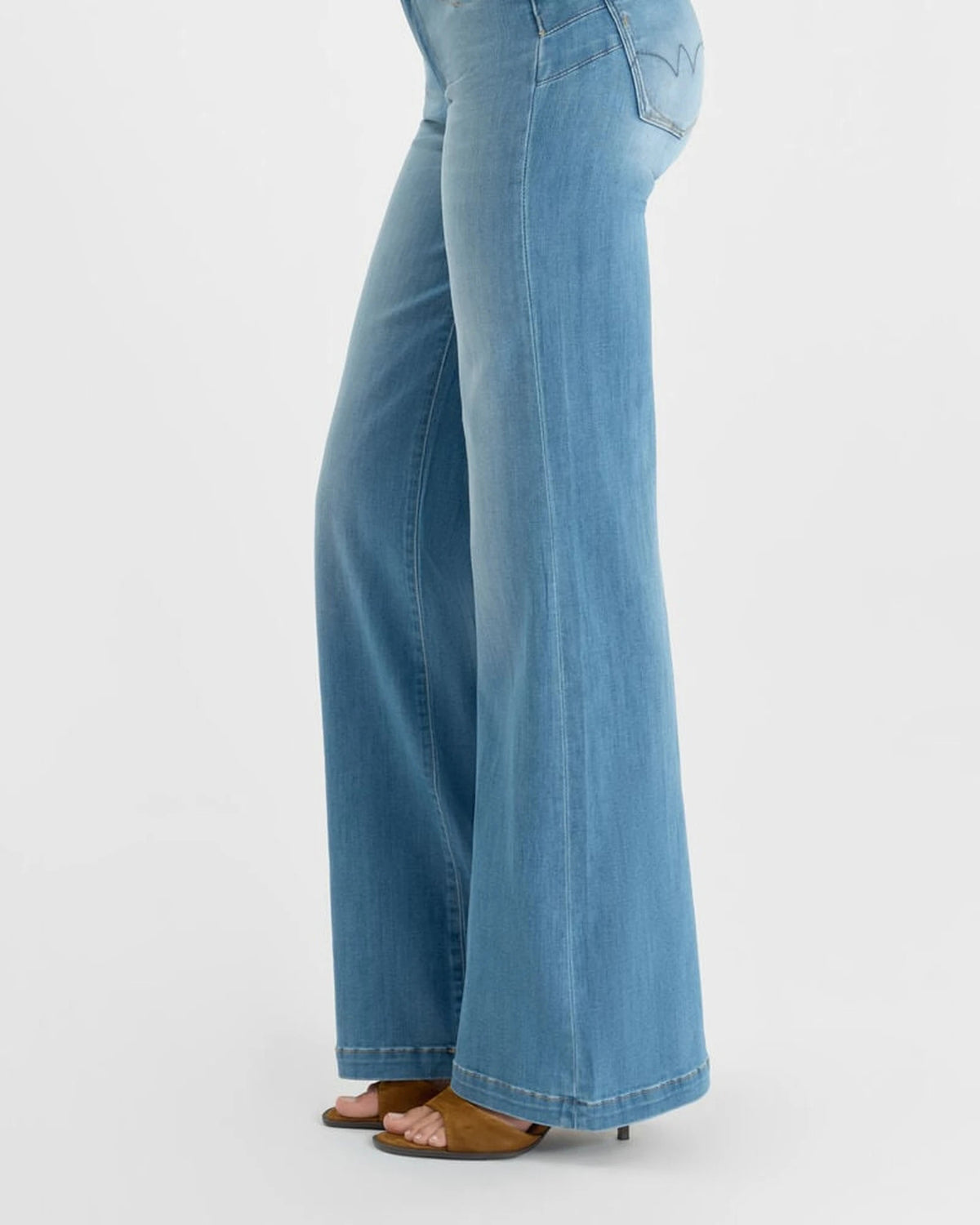 Femme JEAN PULP HIGH FLARE AXIS blue | Bildmaterial bereitgestellt von SHOES.PLEASE.