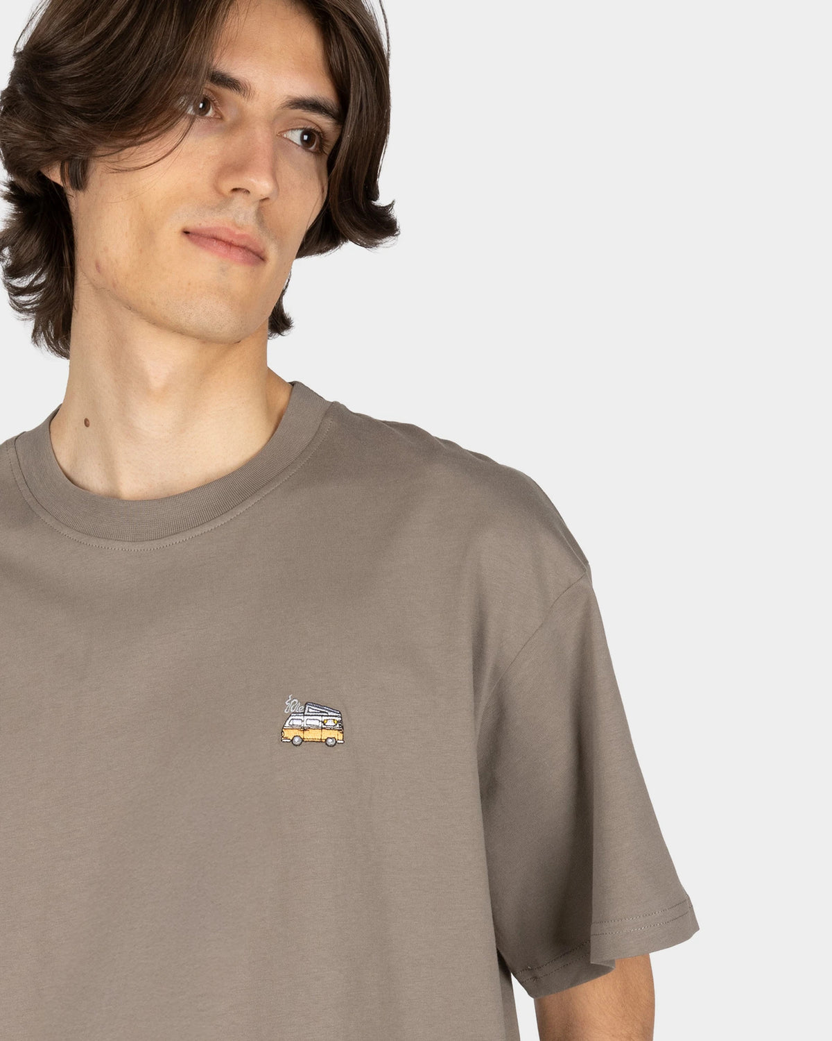 Smokin Van T-Shirt smokey olive | Bildmaterial bereitgestellt von SHOES.PLEASE.