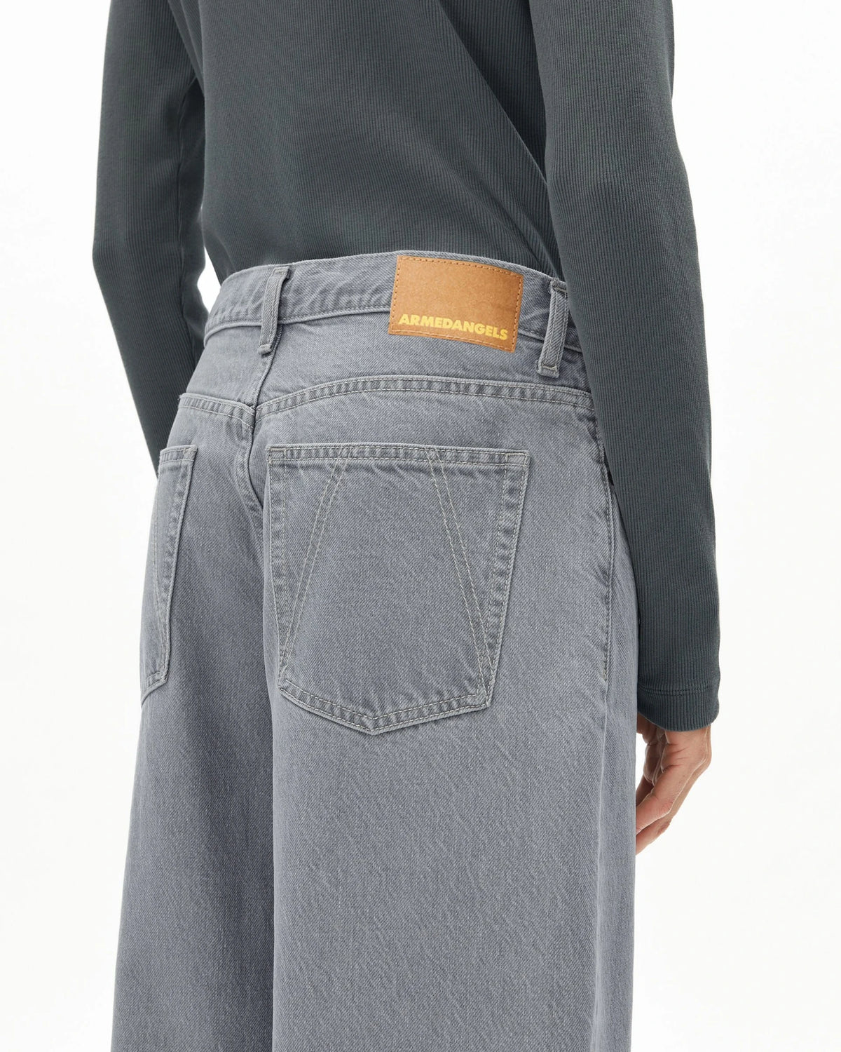 Denims / 5 Pockets Wide Leg loa | Bildmaterial bereitgestellt von SHOES.PLEASE.