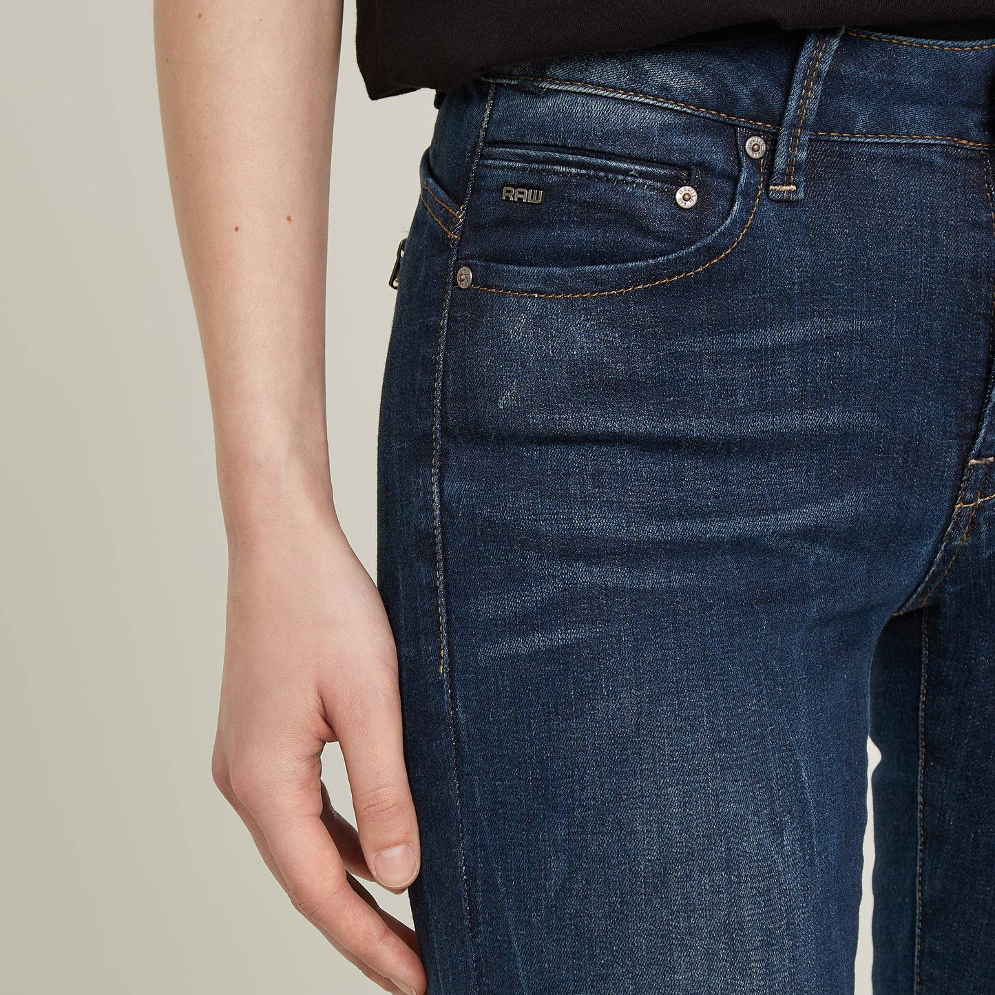Midge Zip Mid Skinny Wmn dk.aged | Bildmaterial bereitgestellt von SHOES.PLEASE.