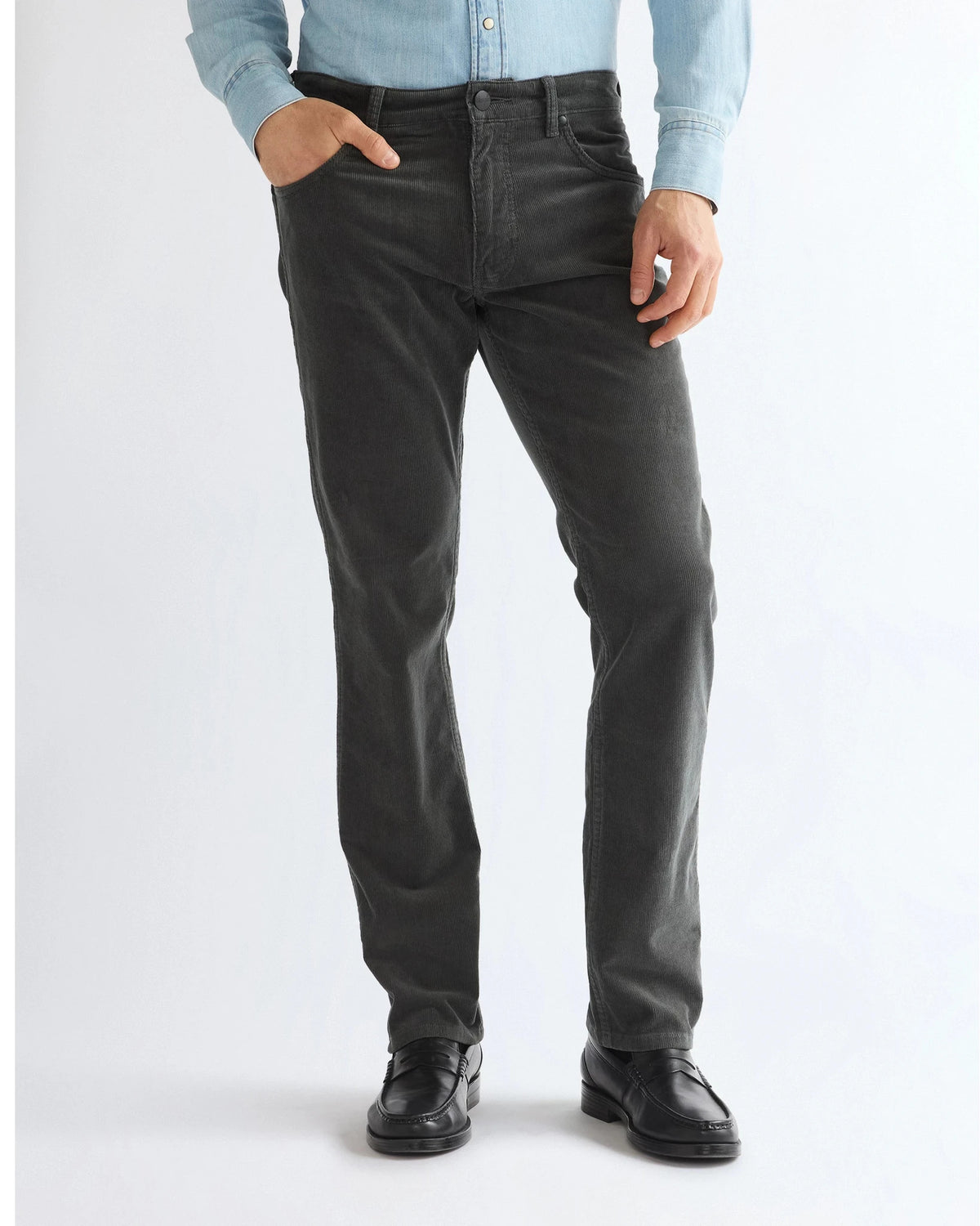 GREENSBORO dark shadow | Bildmaterial bereitgestellt von SHOES.PLEASE.