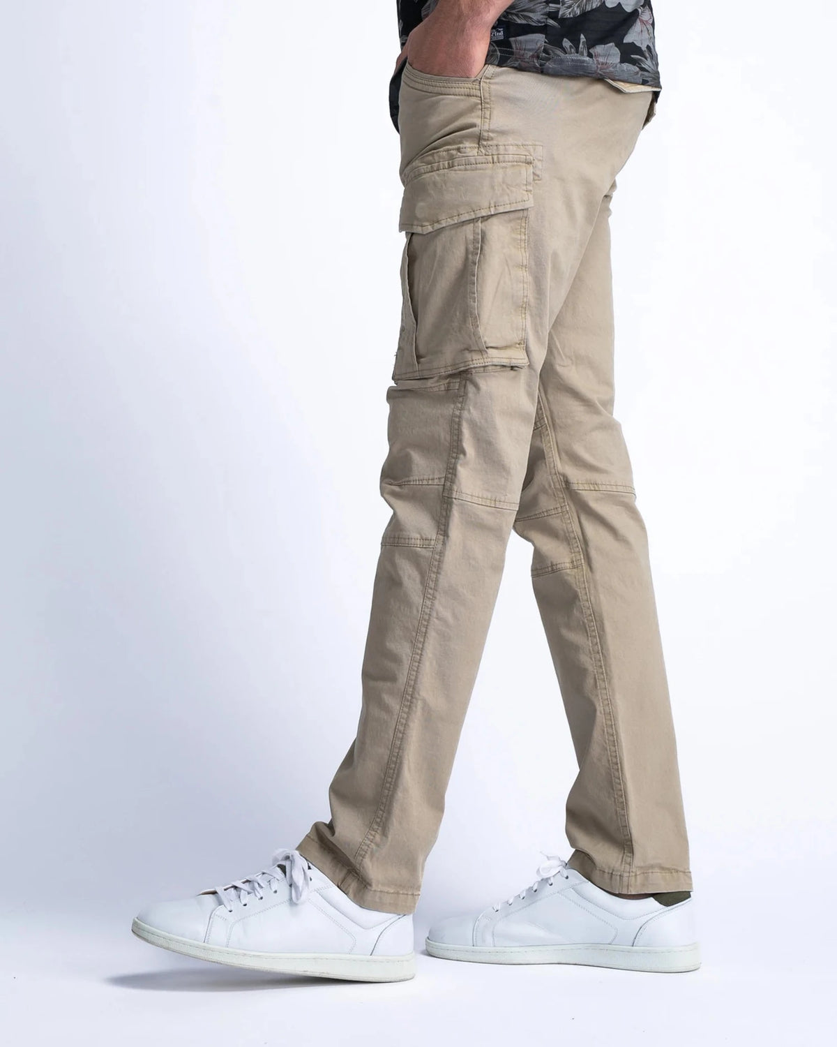 Men Non Denim Cargo light tan | Bildmaterial bereitgestellt von SHOES.PLEASE.