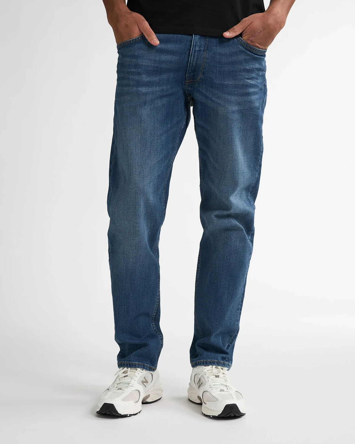 Men Denim Tapered RUSSEL vintage blue | Bildmaterial bereitgestellt von SHOES.PLEASE.