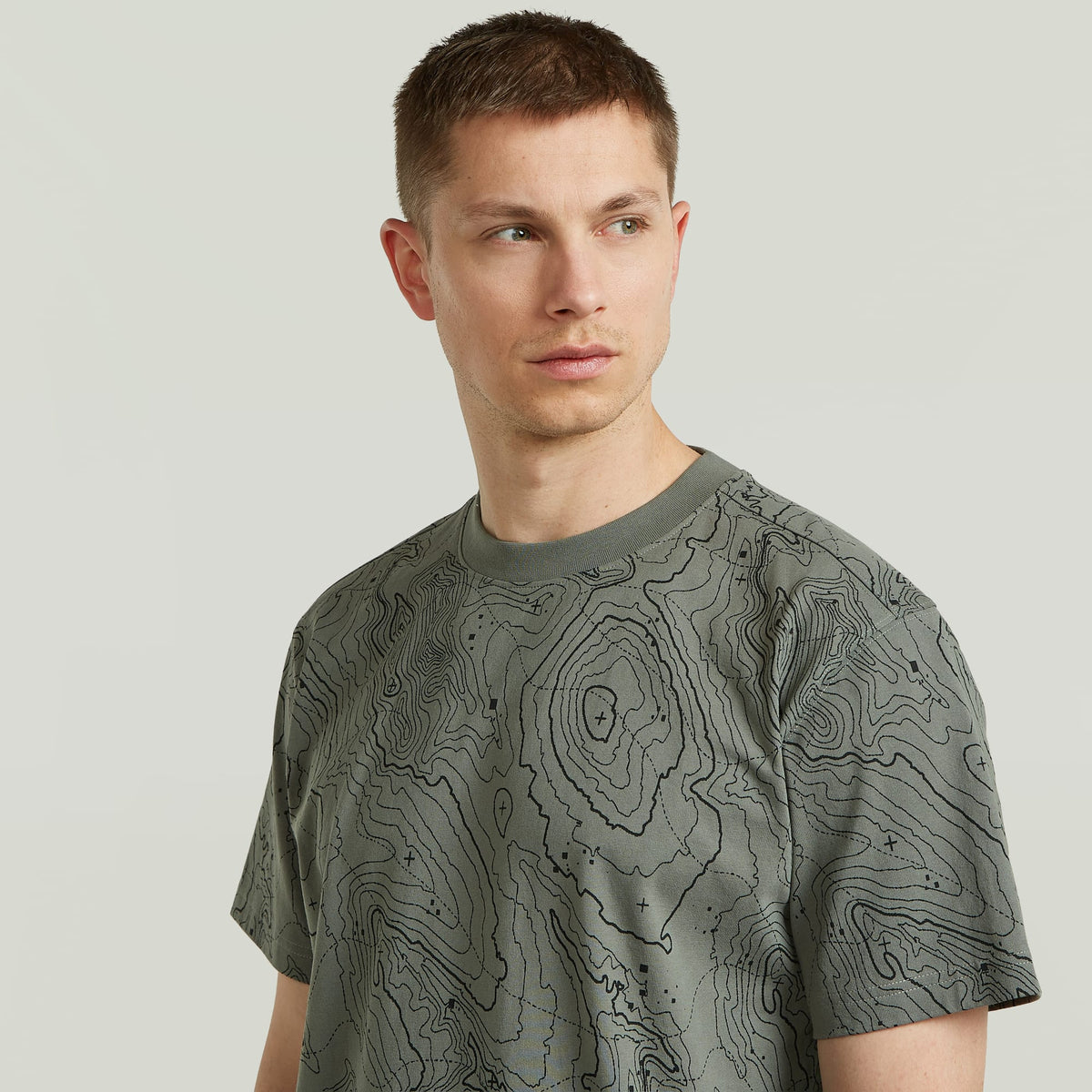 Aop r t multi | Bildmaterial bereitgestellt von SHOES.PLEASE.