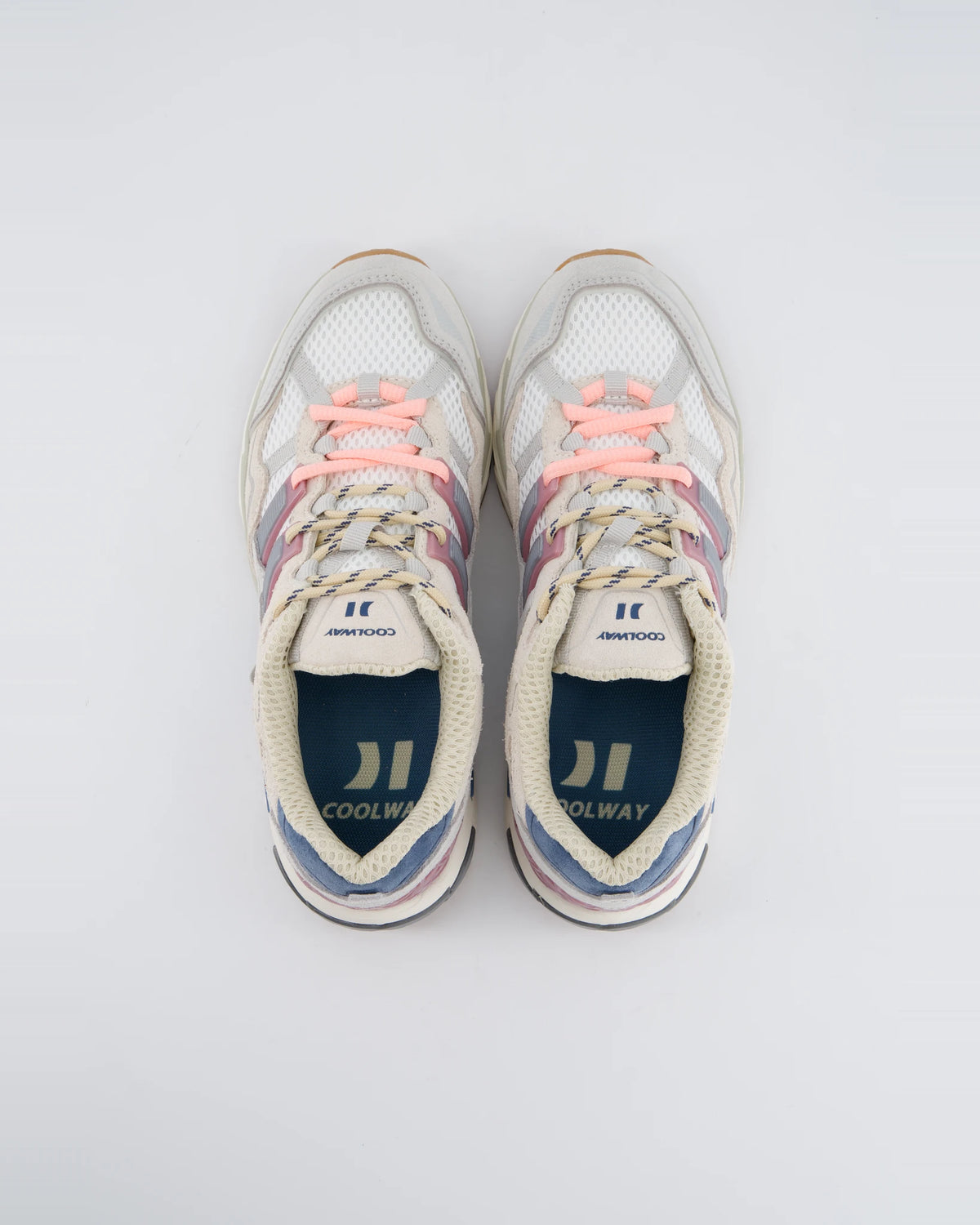 Goal roar flux | Bildmaterial bereitgestellt von SHOES.PLEASE.