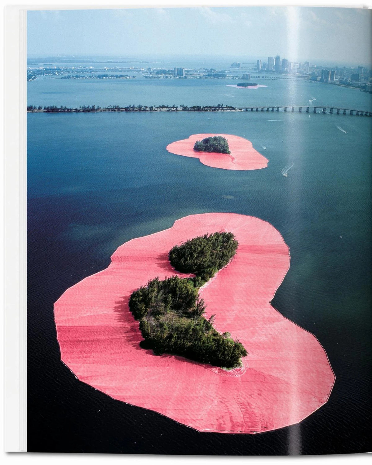 Christo und Jeanne-Claude | Bildmaterial bereitgestellt von SHOES.PLEASE.