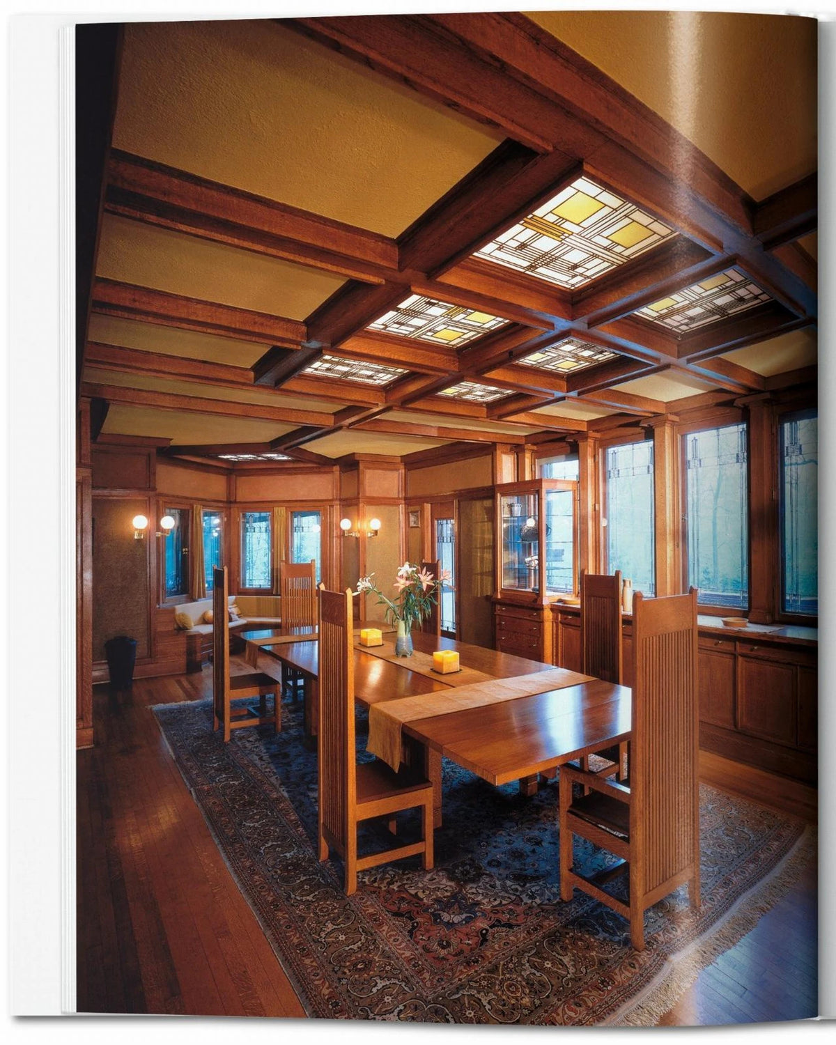 F.L. Wright | Bildmaterial bereitgestellt von SHOES.PLEASE.