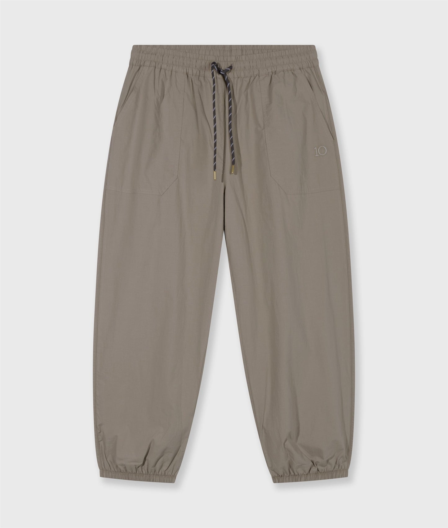 crinkle jogger fog | Bildmaterial bereitgestellt von SHOES.PLEASE.
