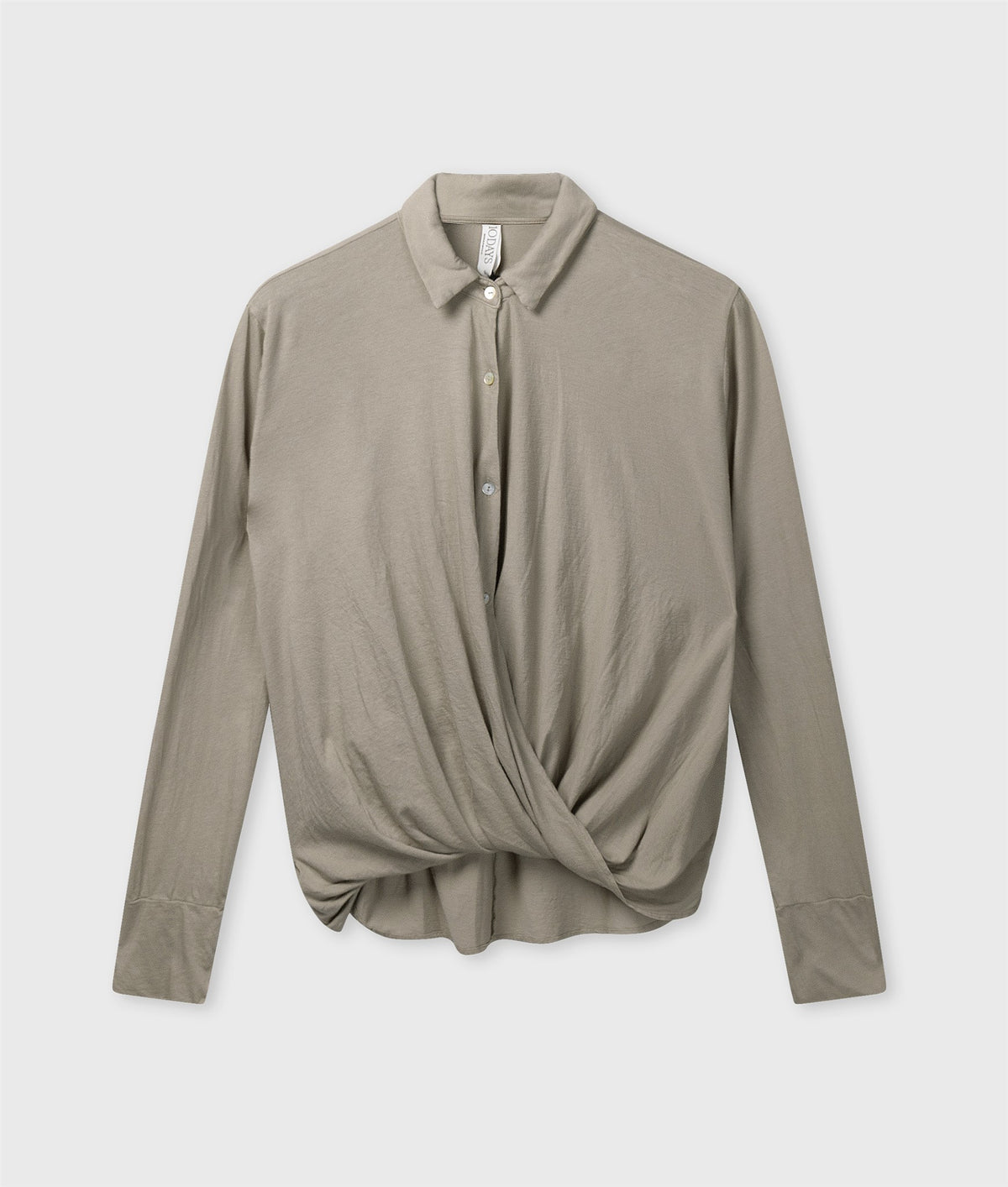 wrap blouse fog | Bildmaterial bereitgestellt von SHOES.PLEASE.