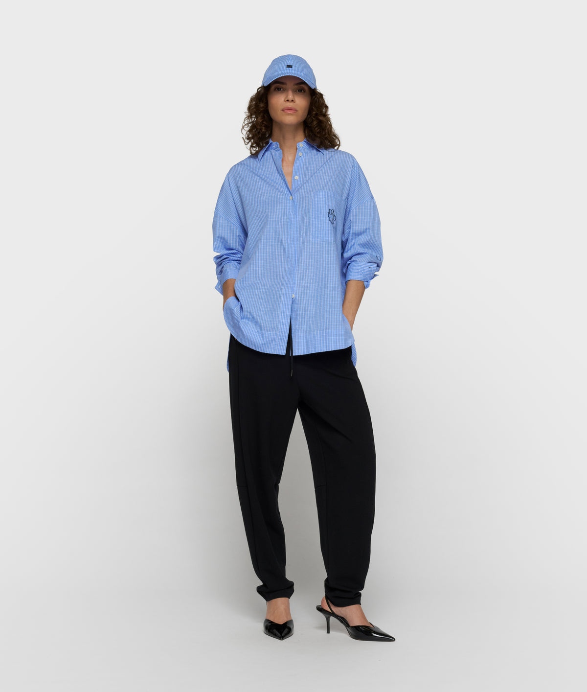 long sleeve shirt check ultramarine | Bildmaterial bereitgestellt von SHOES.PLEASE.