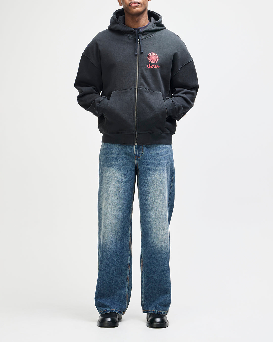Strata Zip Hoodie blk | Bildmaterial bereitgestellt von SHOES.PLEASE.