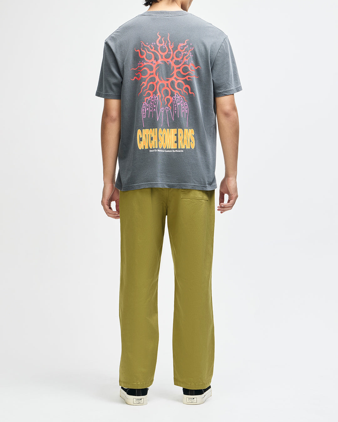 Catchin Rays Tee ant | Bildmaterial bereitgestellt von SHOES.PLEASE.