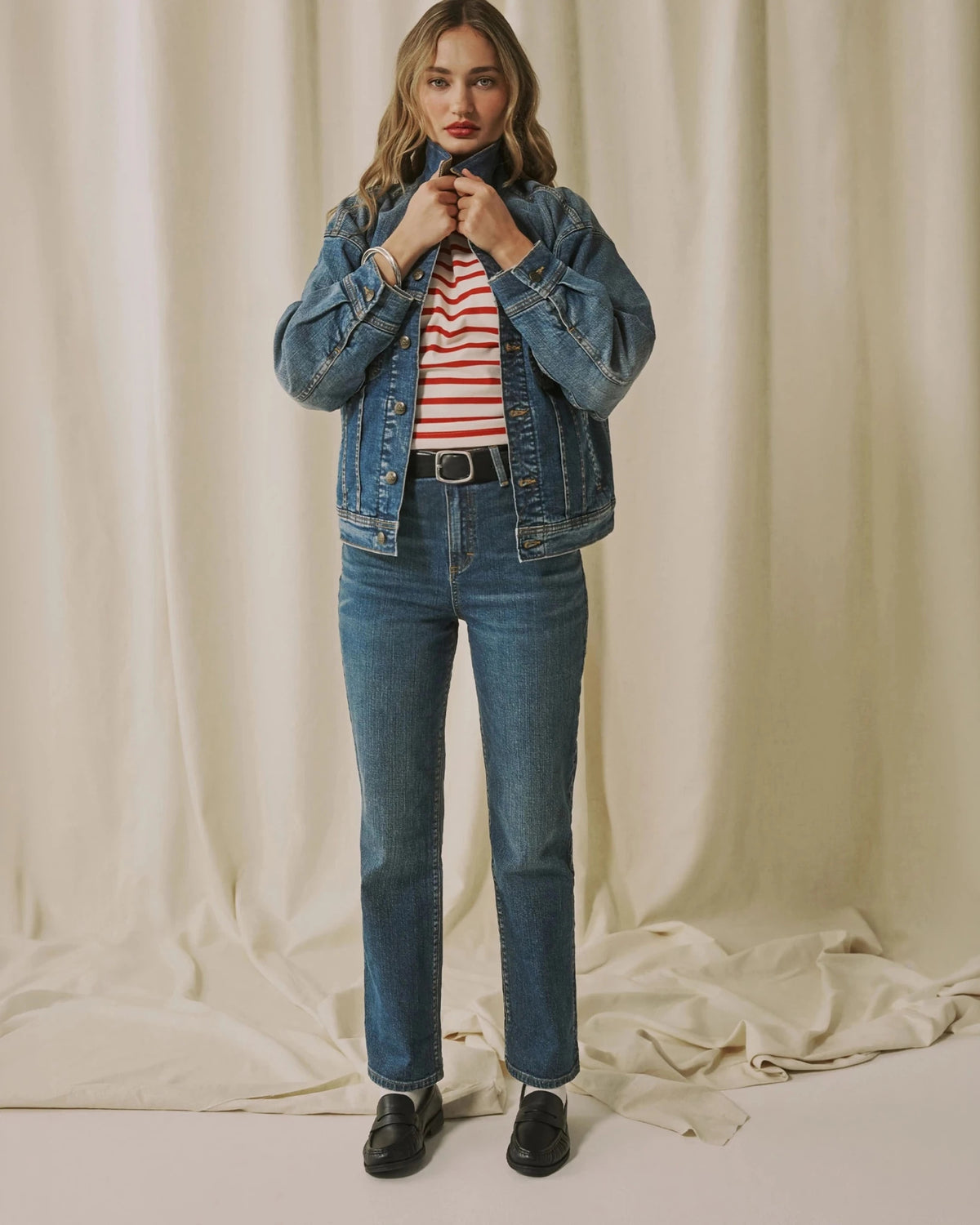 JEAN blue | Bildmaterial bereitgestellt von SHOES.PLEASE.