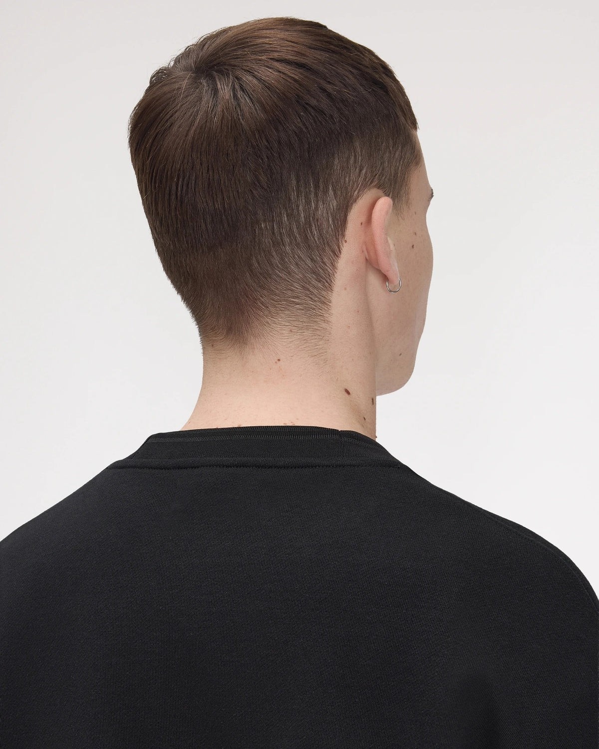 OVERSIZED TIPPED SWEATSHIRT black | Bildmaterial bereitgestellt von SHOES.PLEASE.