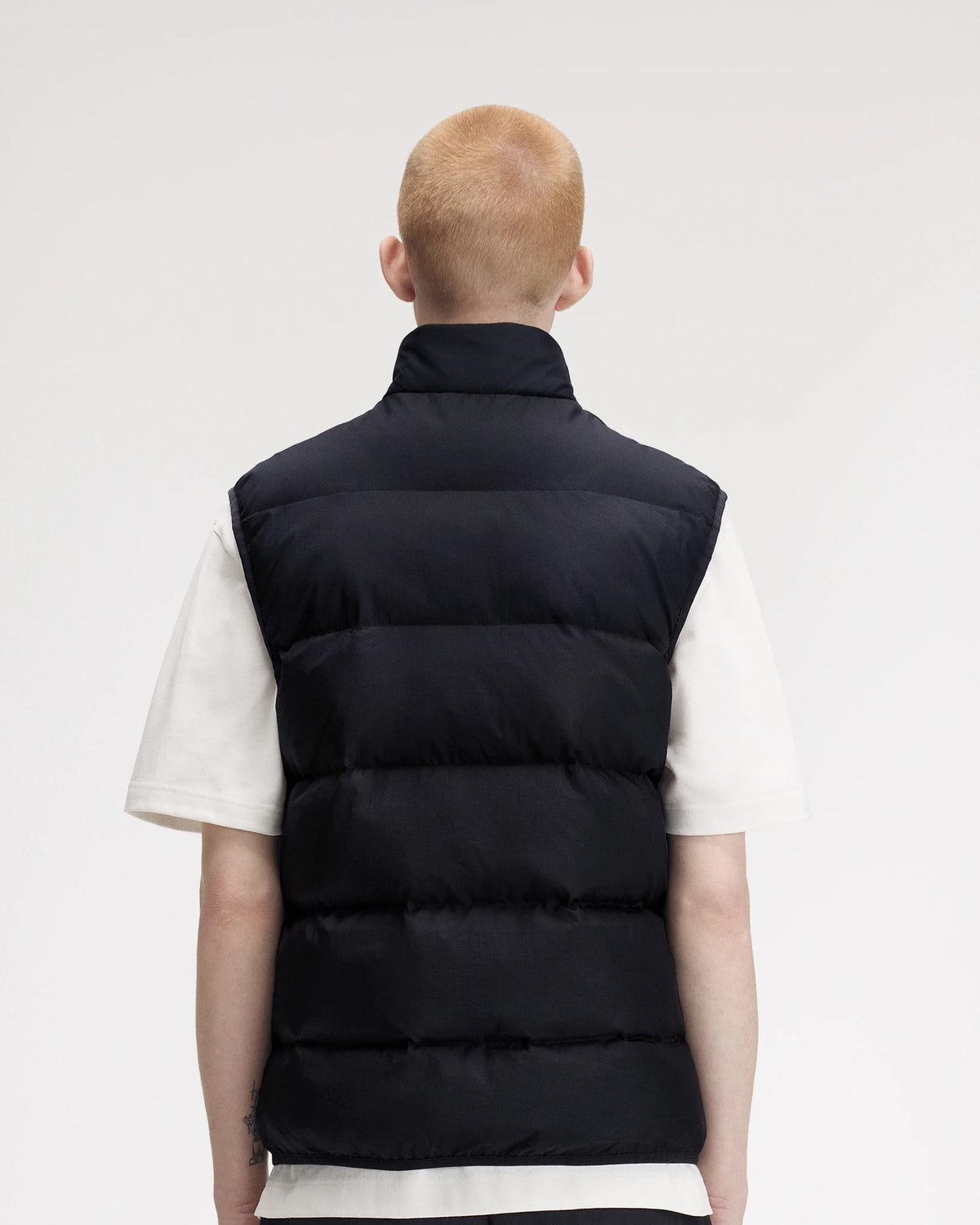 INSULATED GILET black | Bildmaterial bereitgestellt von SHOES.PLEASE.