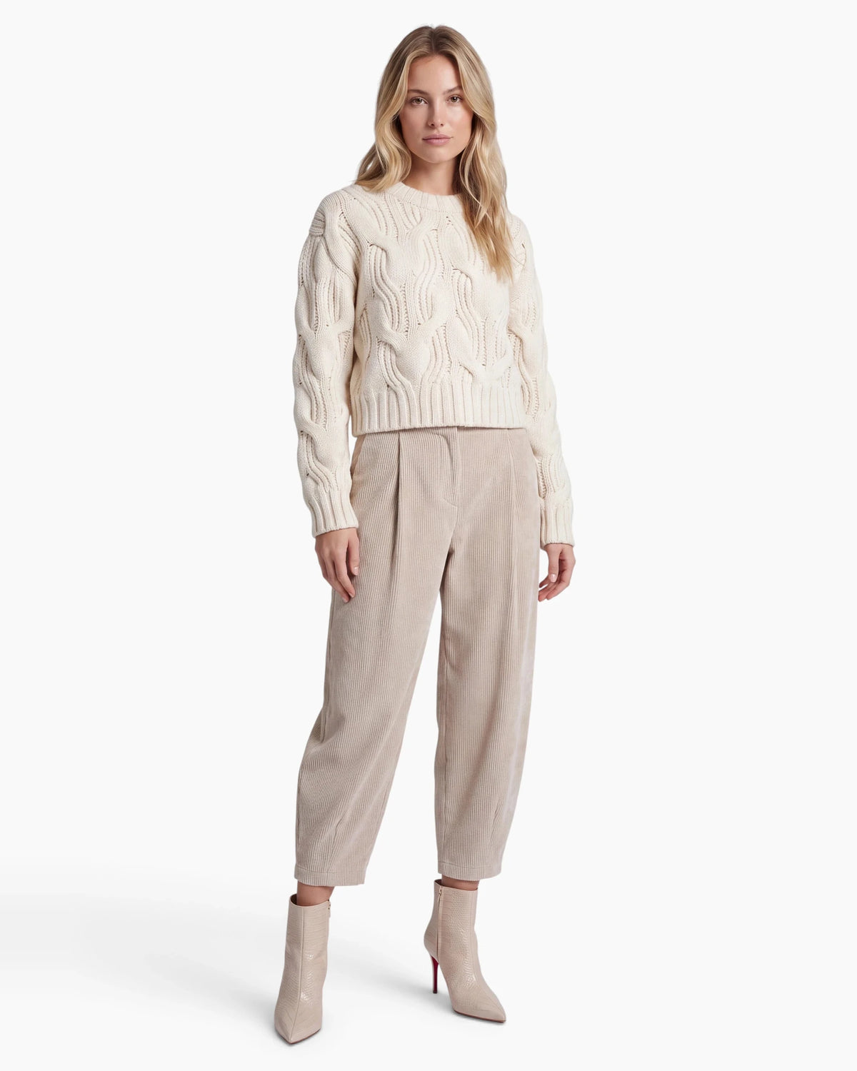 Pants Cropped ecru | Bildmaterial bereitgestellt von SHOES.PLEASE.