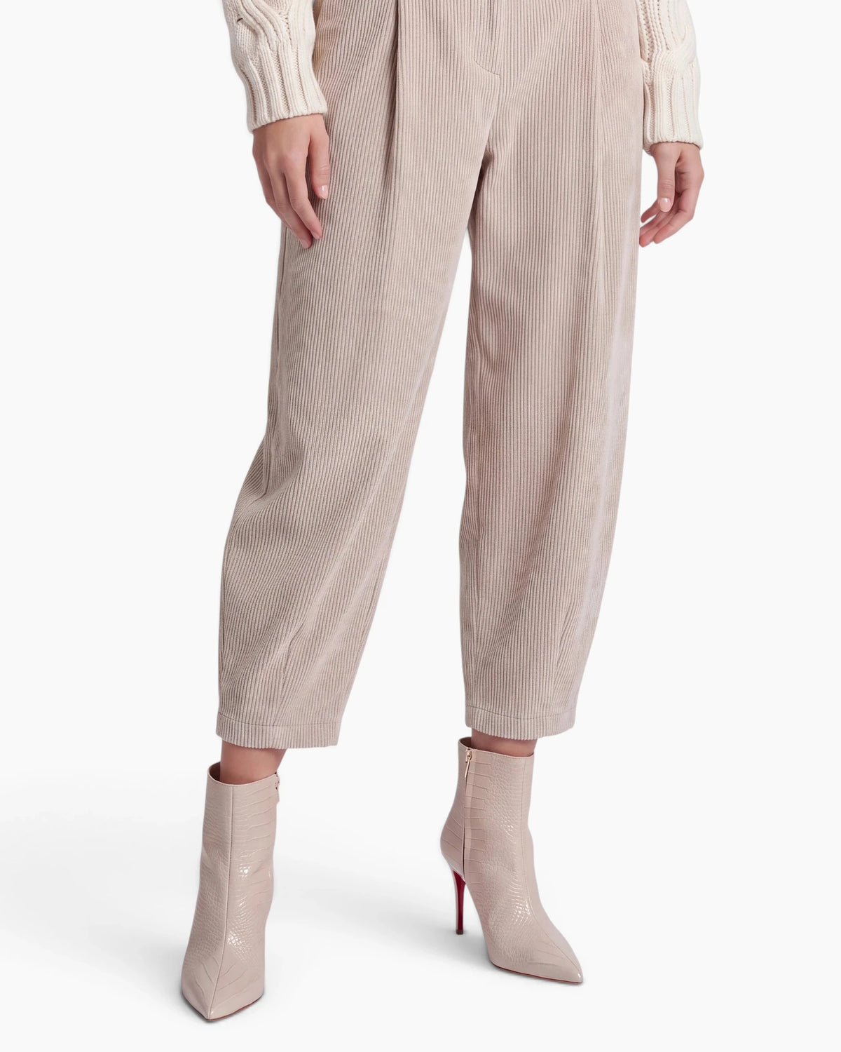 Pants Cropped ecru | Bildmaterial bereitgestellt von SHOES.PLEASE.