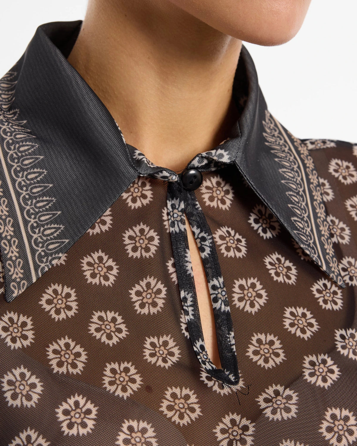 Blouse original black | Bildmaterial bereitgestellt von SHOES.PLEASE.