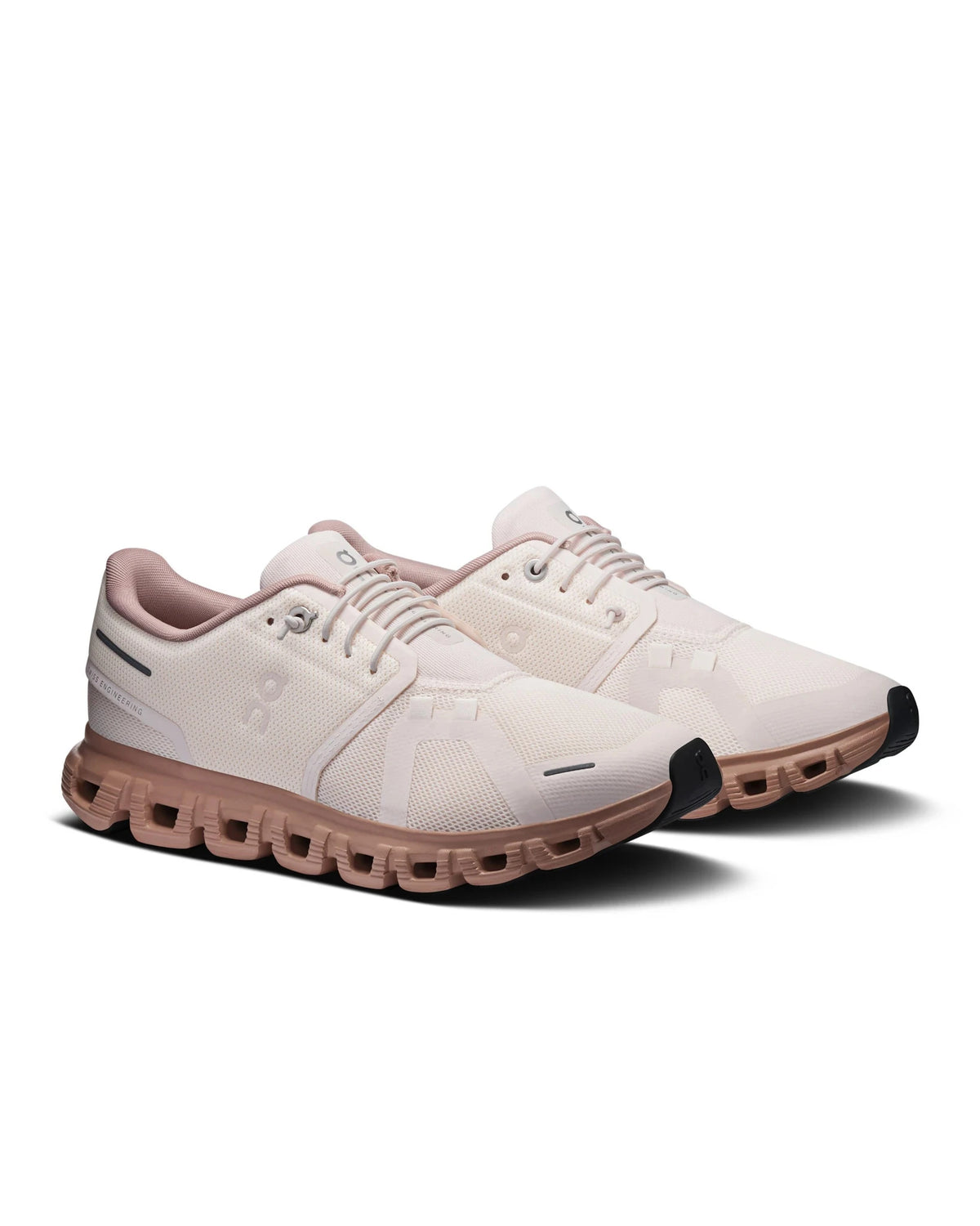 ON Schuhe Damen Cloud 6 W beige | Bildmaterial bereitgestellt von SHOES.PLEASE.