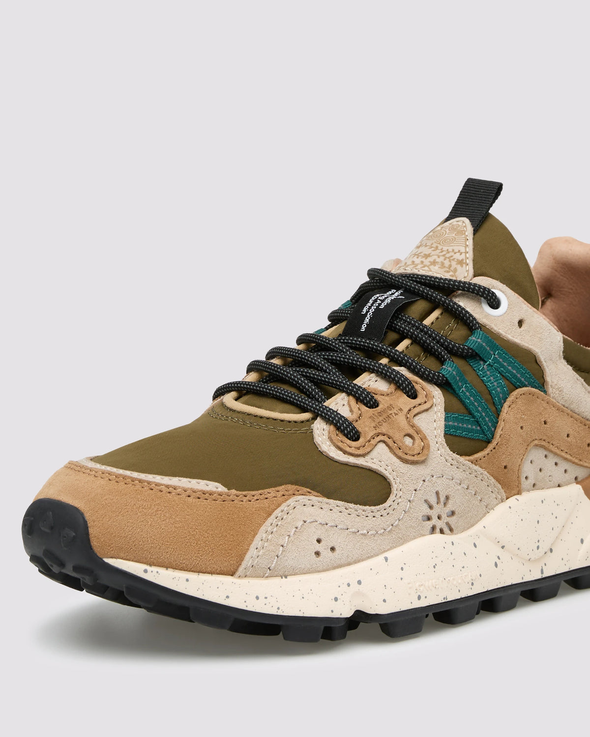 Yamano 3 Man Suede/Nylon cream brown taupe | Bildmaterial bereitgestellt von SHOES.PLEASE.