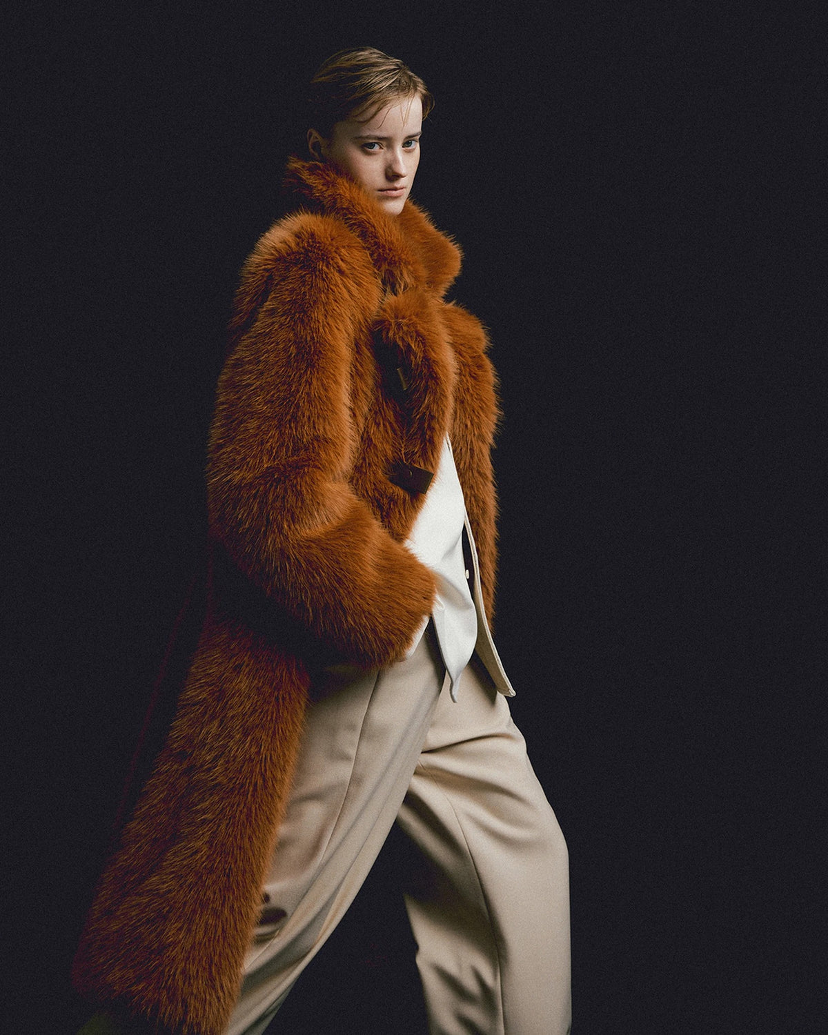 Bee Toggle Long Hair Overcoat maple | Bildmaterial bereitgestellt von SHOES.PLEASE.