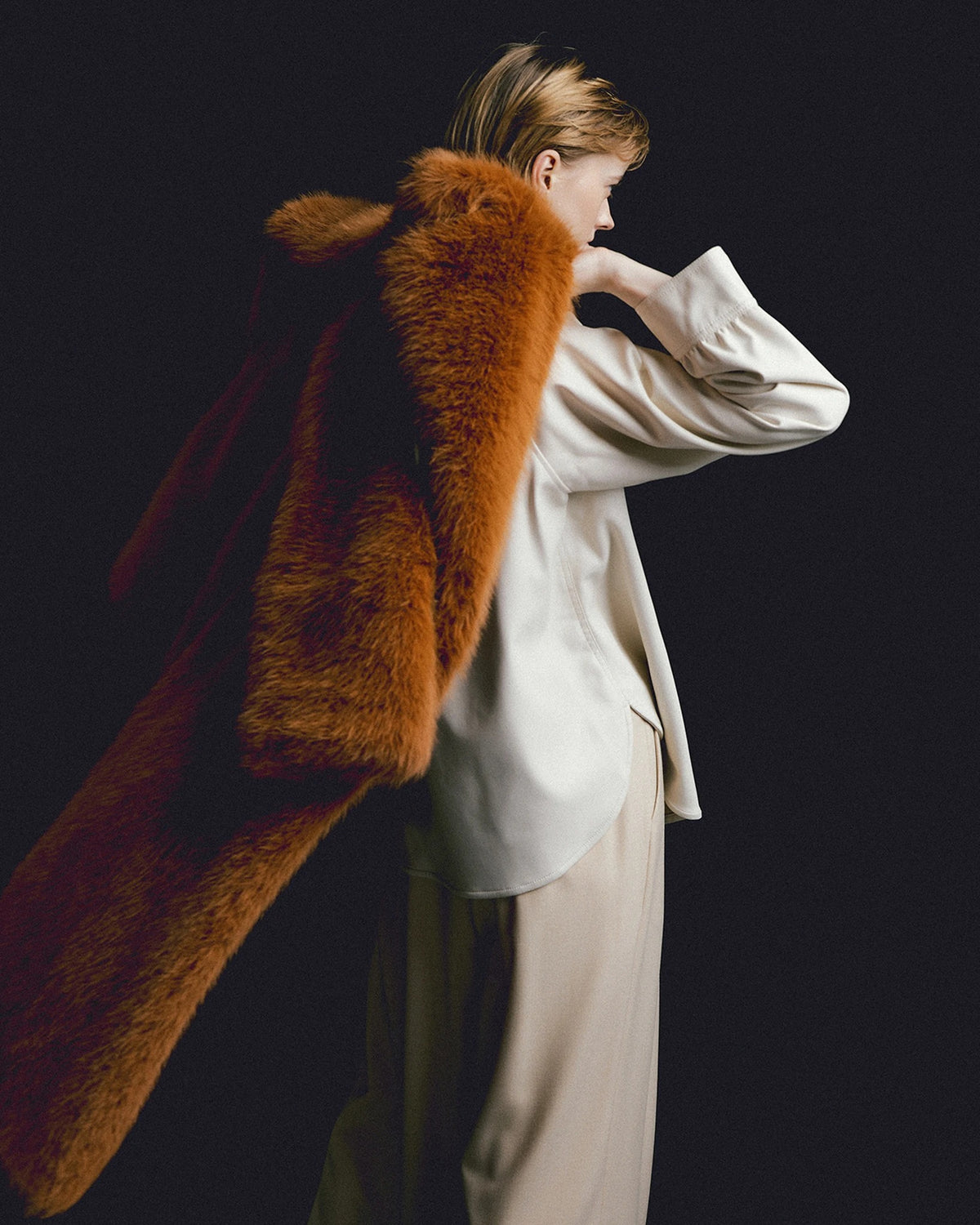 Bee Toggle Long Hair Overcoat maple | Bildmaterial bereitgestellt von SHOES.PLEASE.
