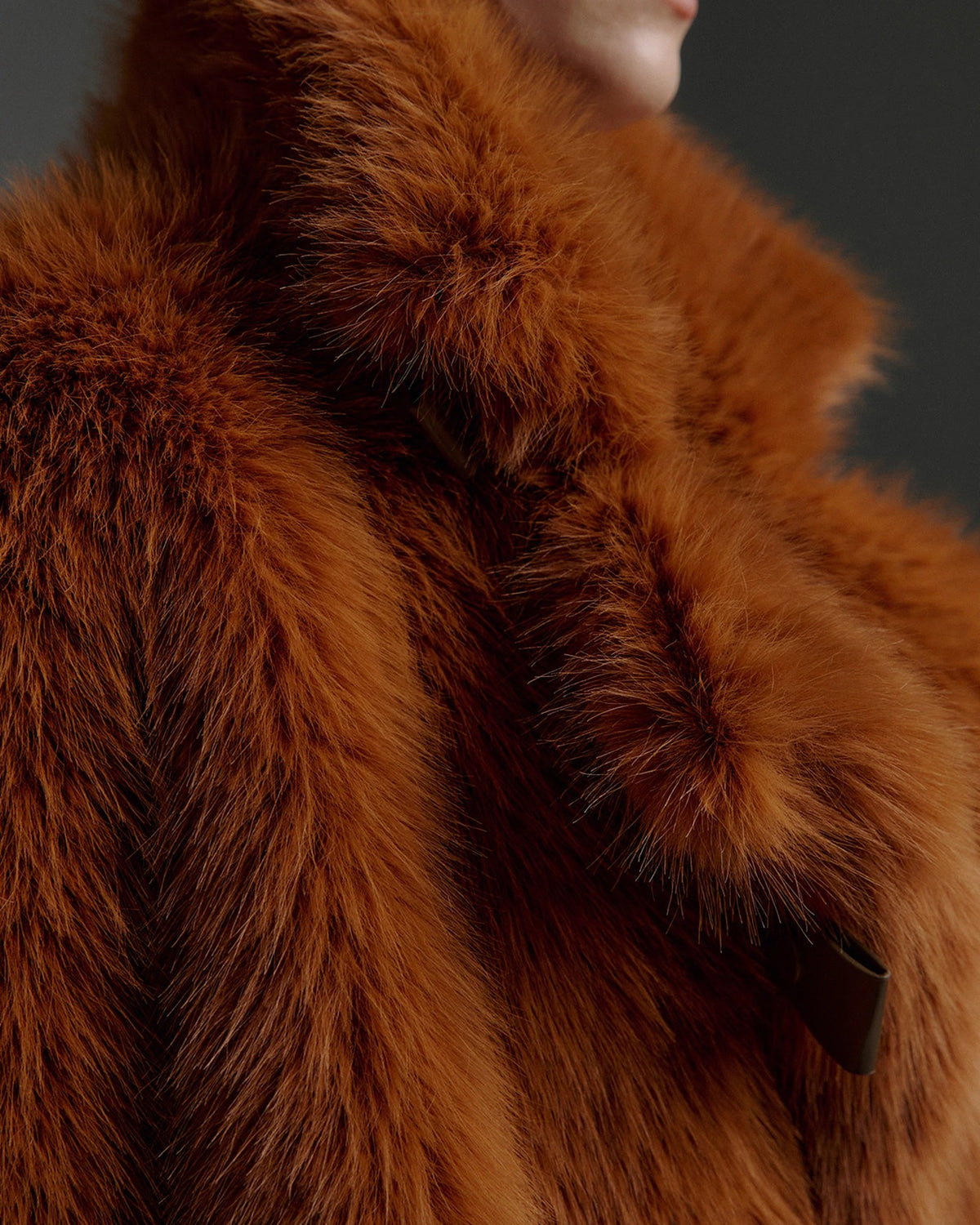 Bee Toggle Long Hair Overcoat maple | Bildmaterial bereitgestellt von SHOES.PLEASE.