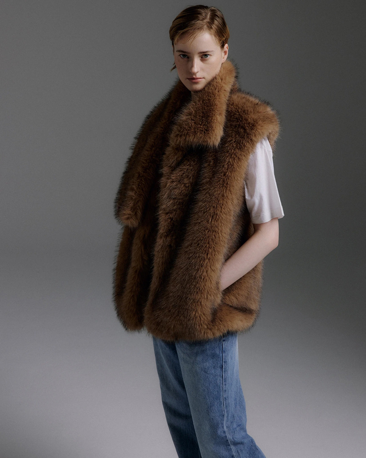 Etoil Collar Vest wildbrown | Bildmaterial bereitgestellt von SHOES.PLEASE.