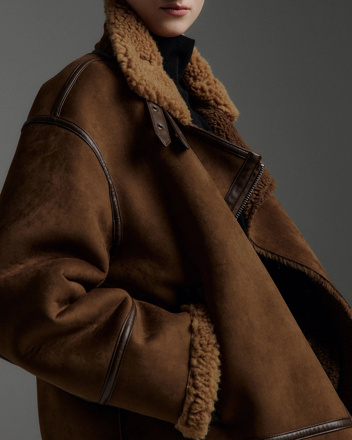 Velin Faux Suede Mustang brown | Bildmaterial bereitgestellt von SHOES.PLEASE.