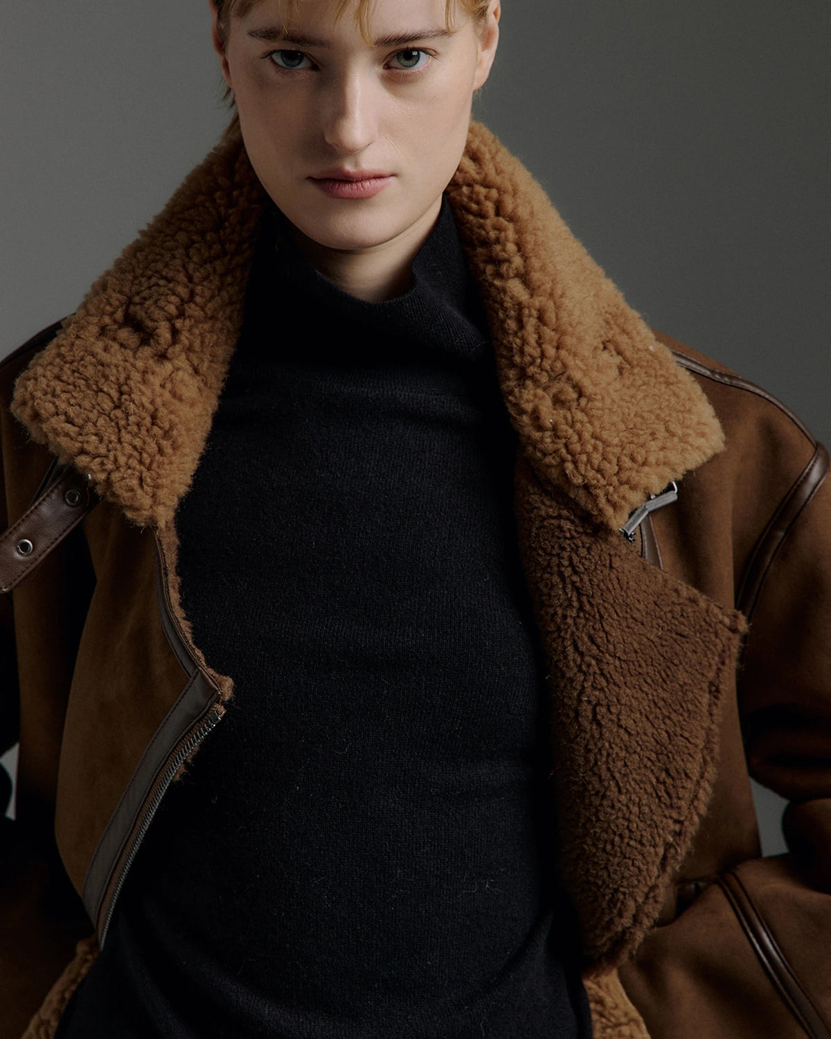 Velin Faux Suede Mustang brown | Bildmaterial bereitgestellt von SHOES.PLEASE.