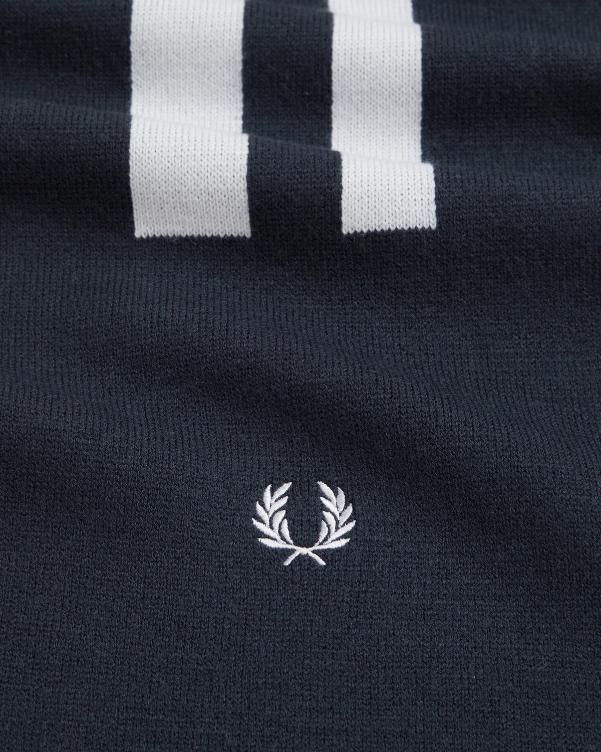 BOLD BRANDING SCARF navy | Bildmaterial bereitgestellt von SHOES.PLEASE.