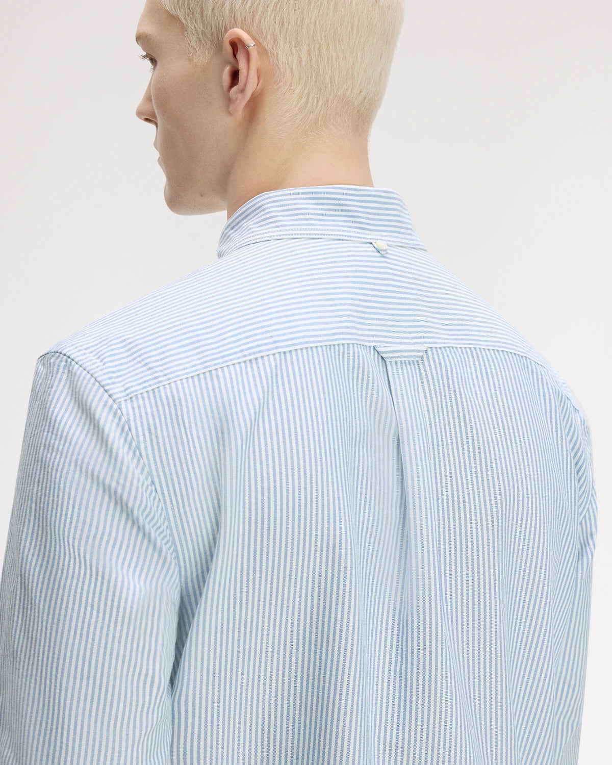 RELAXED STRIPED OXFORD SHIRT sky blue | Bildmaterial bereitgestellt von SHOES.PLEASE.