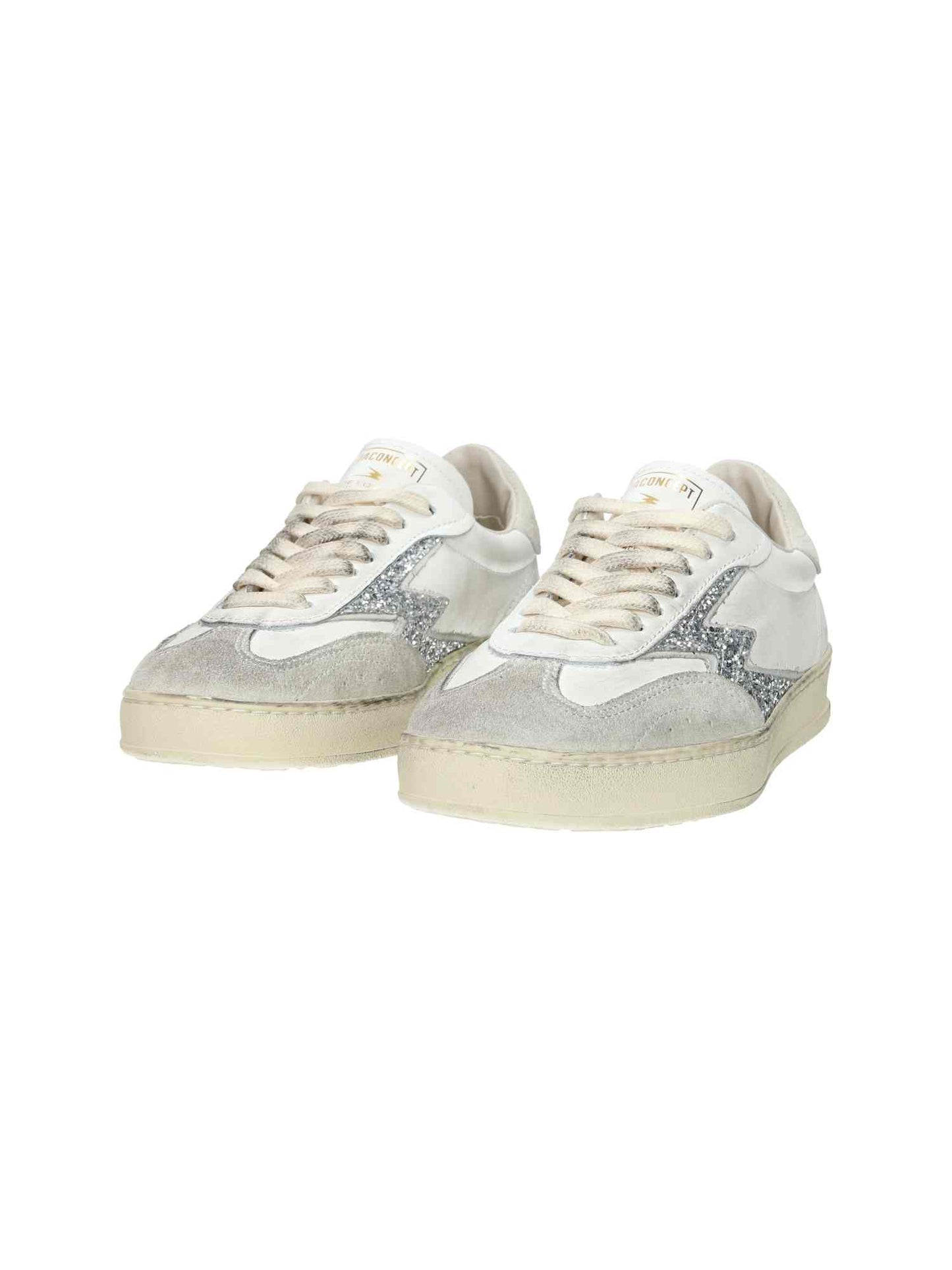 Club Deluxe Silver Glitter Logo White | Bildmaterial bereitgestellt von SHOES.PLEASE.