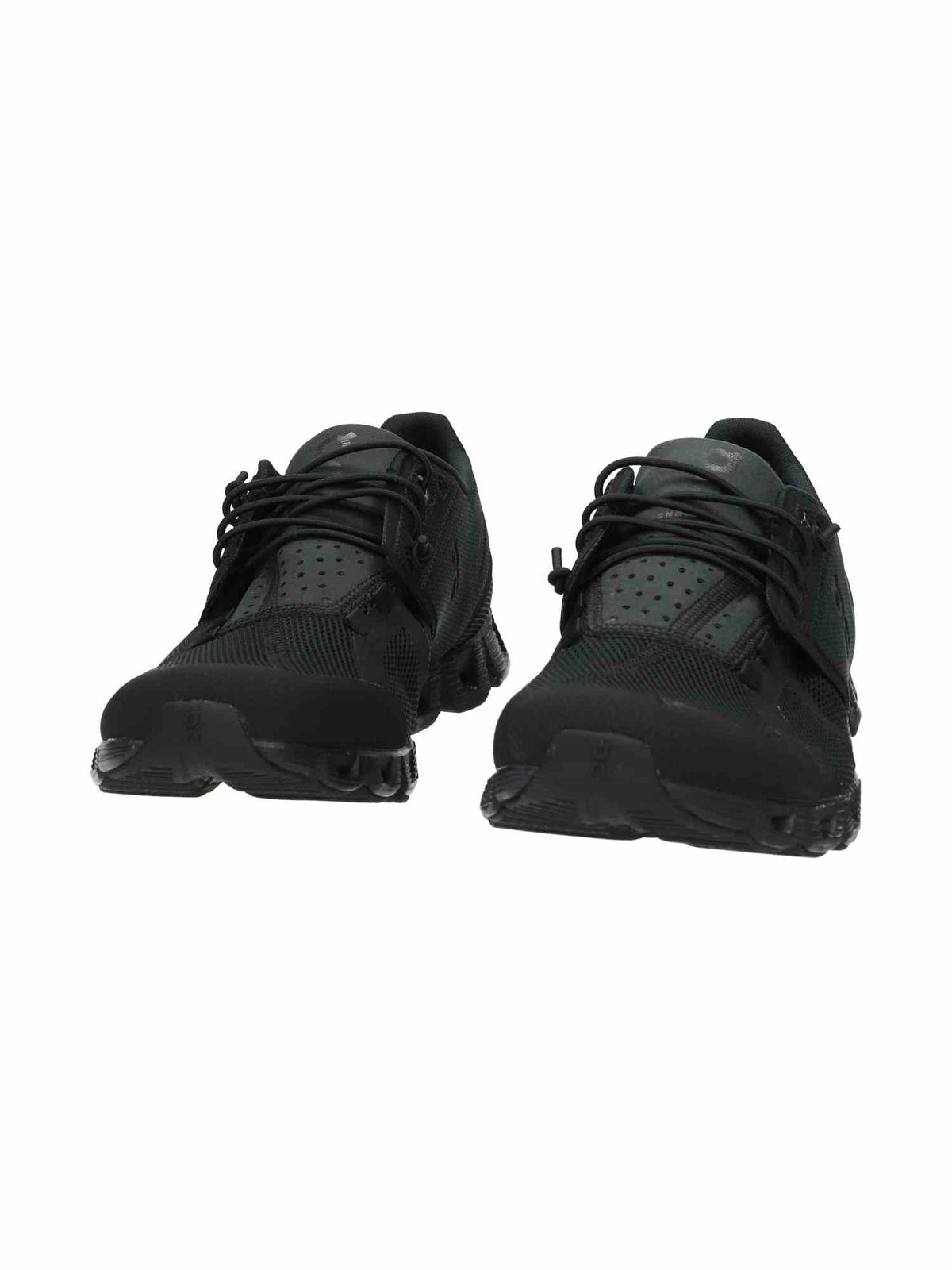 19.0003 W Cloud all black | Bildmaterial bereitgestellt von SHOES.PLEASE.