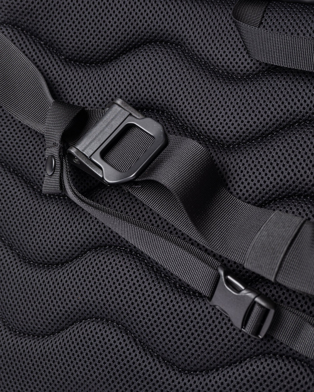 STREAM Messenger black | Bildmaterial bereitgestellt von SHOES.PLEASE.