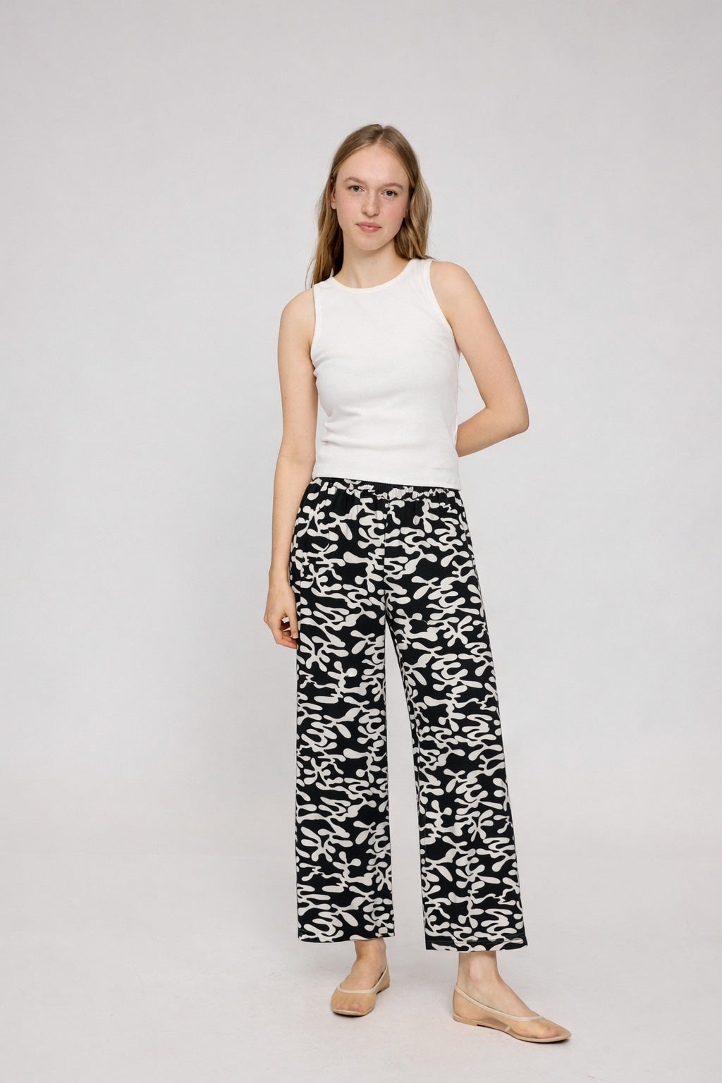 Printed Wide Leg Viscose Pants black/printed | Bildmaterial bereitgestellt von SHOES.PLEASE.