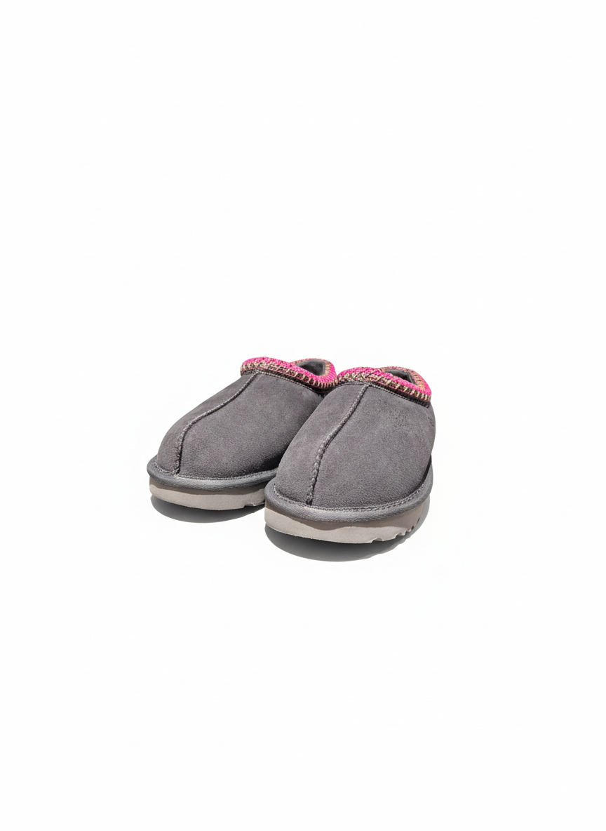 W Tasman Ii dense smoke | Bildmaterial bereitgestellt von SHOES.PLEASE.