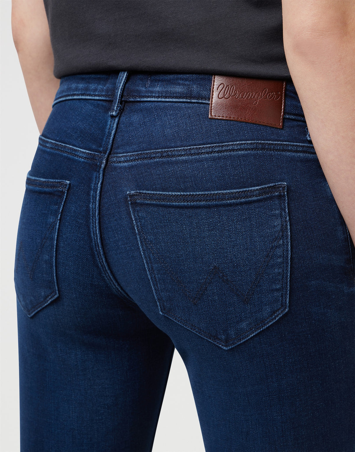 BOOTCUT NIGHTSHADE medium denim | Bildmaterial bereitgestellt von SHOES.PLEASE.