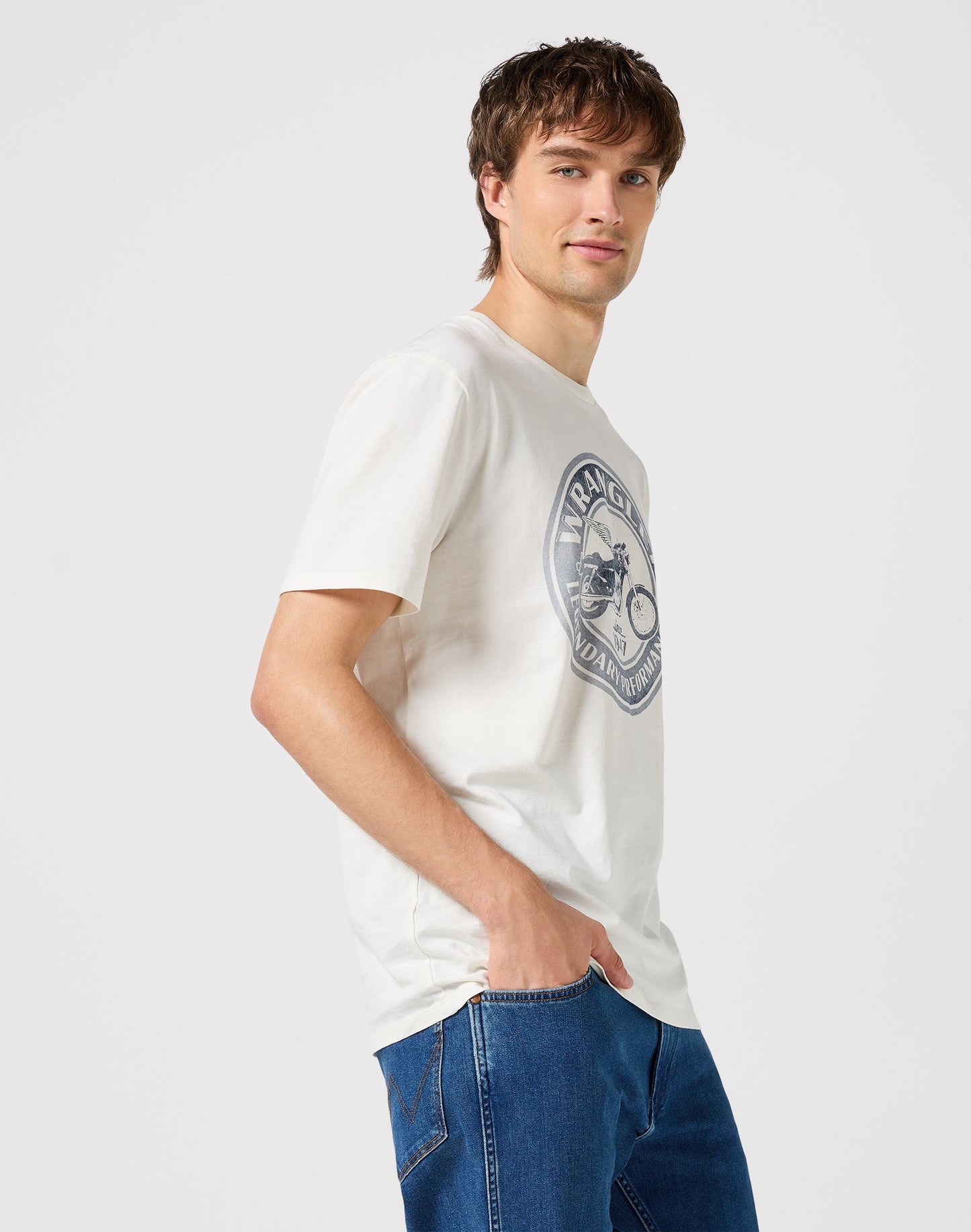 AMERICANA_TEE white | Bildmaterial bereitgestellt von SHOES.PLEASE.