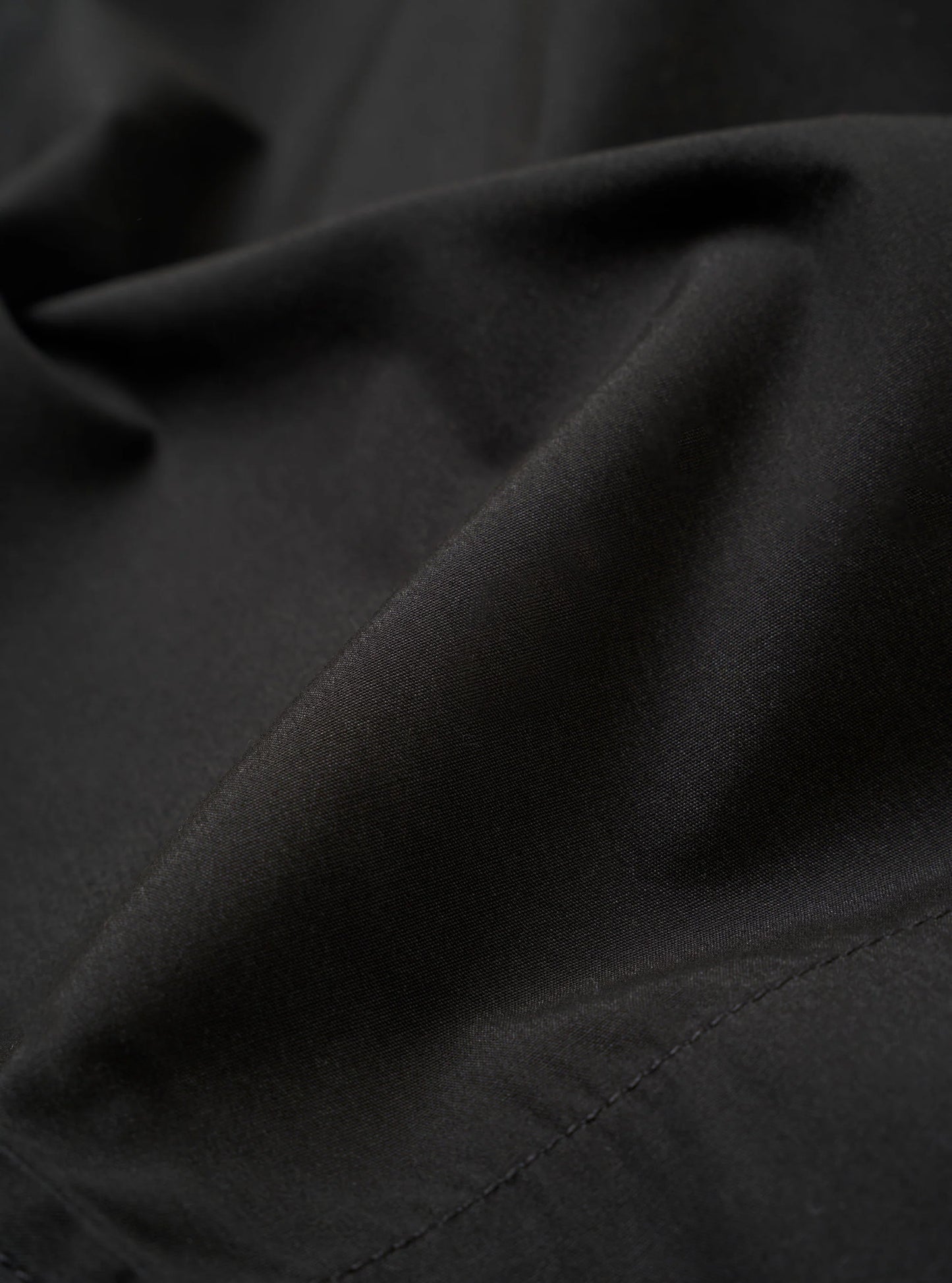 PLEATED TRACK SHORT black | Bildmaterial bereitgestellt von SHOES.PLEASE.