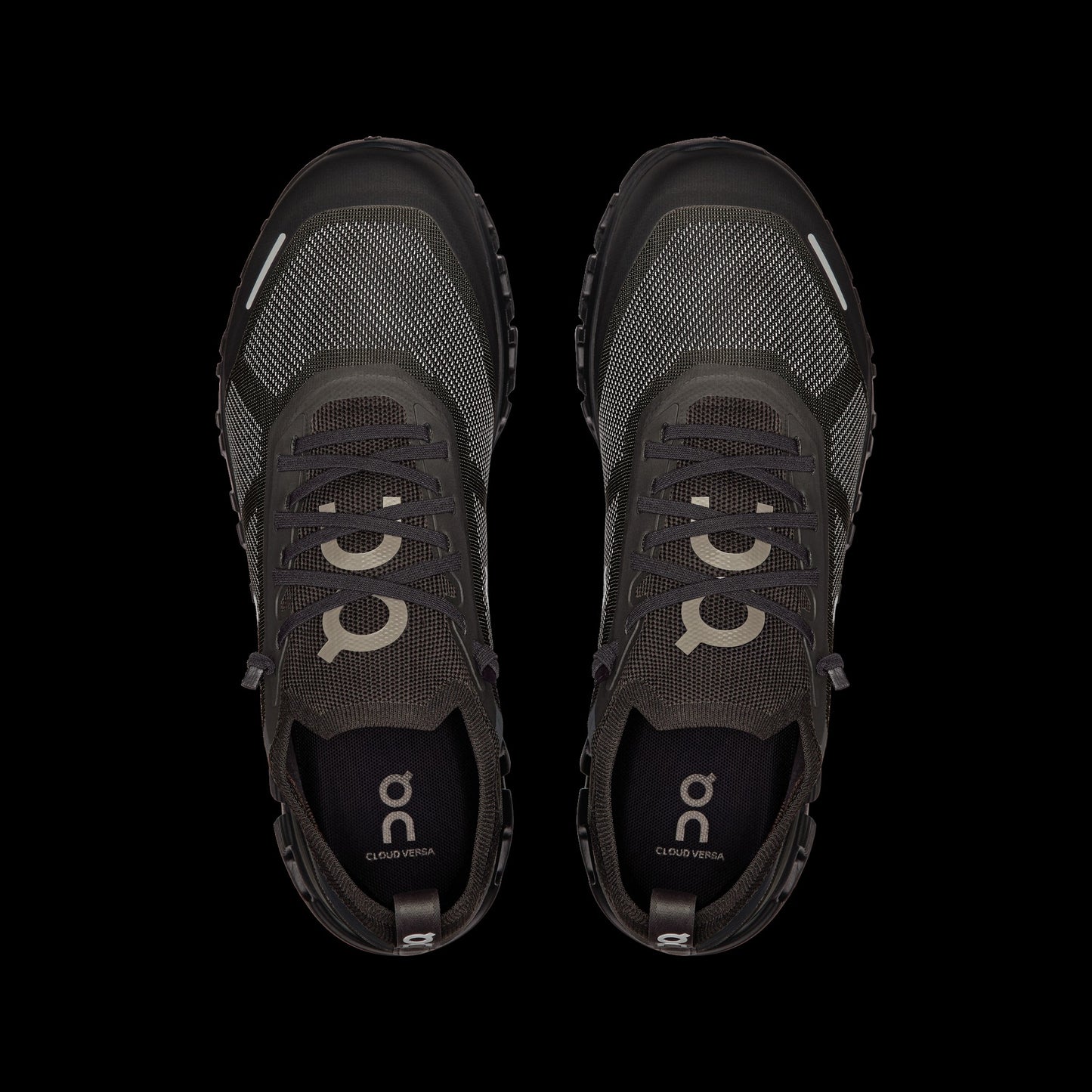 3MF10040106 M Cloud 6 Versa black/eclipse | Bildmaterial bereitgestellt von SHOES.PLEASE.