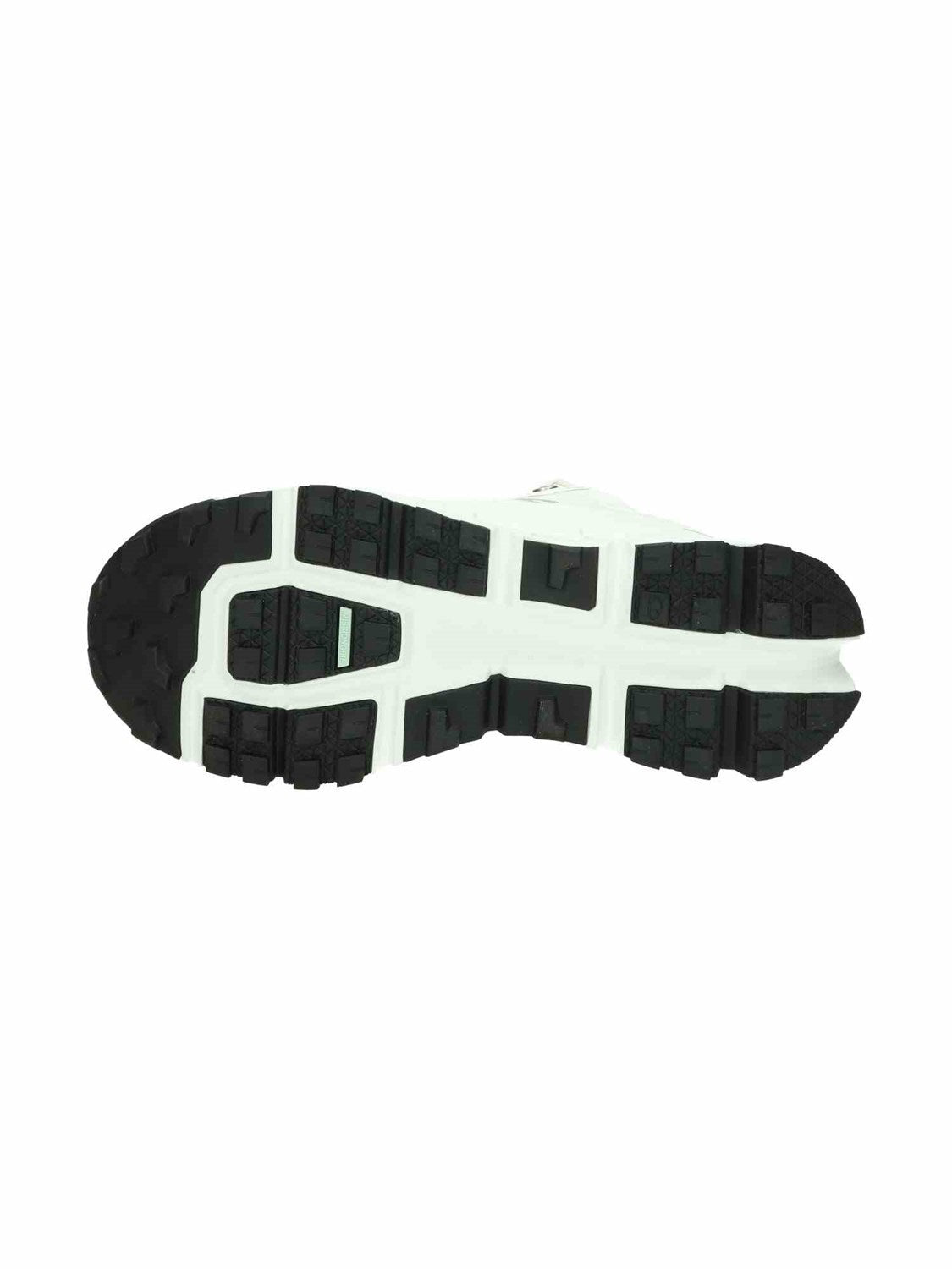 3WD30282415 W Cloudultra 2  undyded/wht | Bildmaterial bereitgestellt von SHOES.PLEASE.