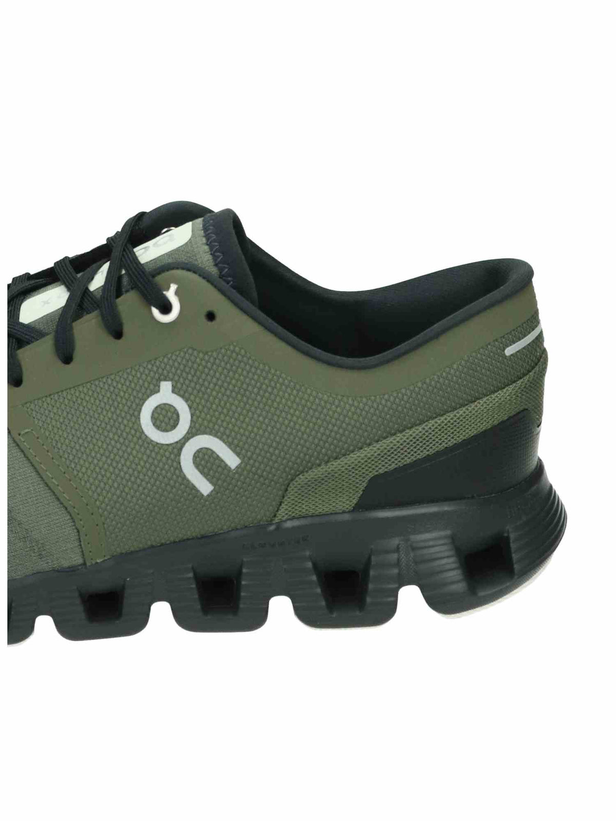 60.98704 M Cloud X 3 olive/reseda | Bildmaterial bereitgestellt von SHOES.PLEASE.