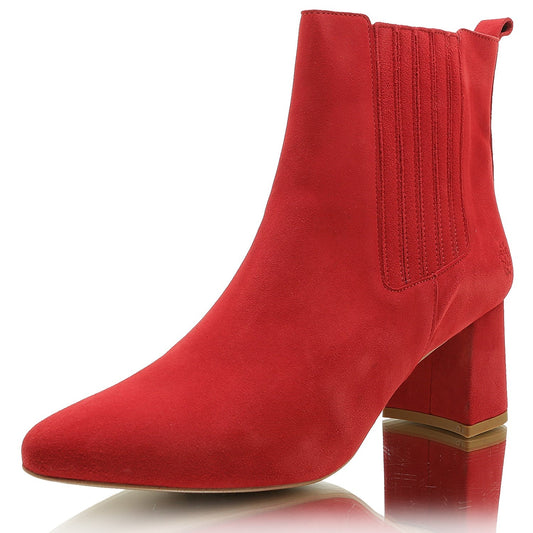Carmen 26 red