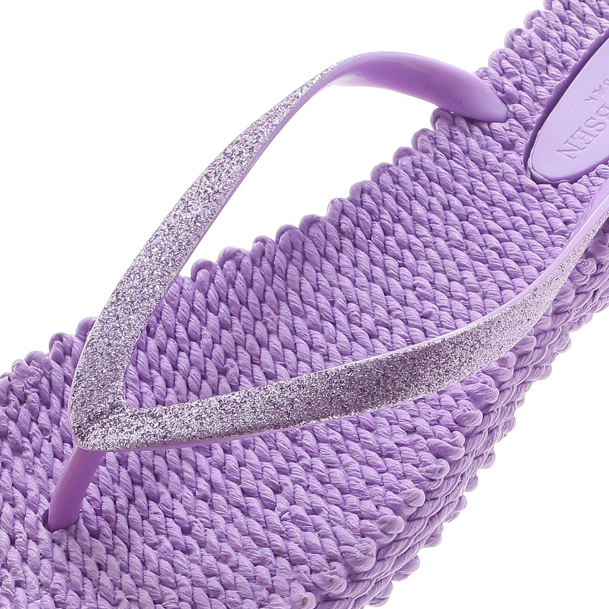 Flip Flop with Glitter orchid haze | Bildmaterial bereitgestellt von SHOES.PLEASE.