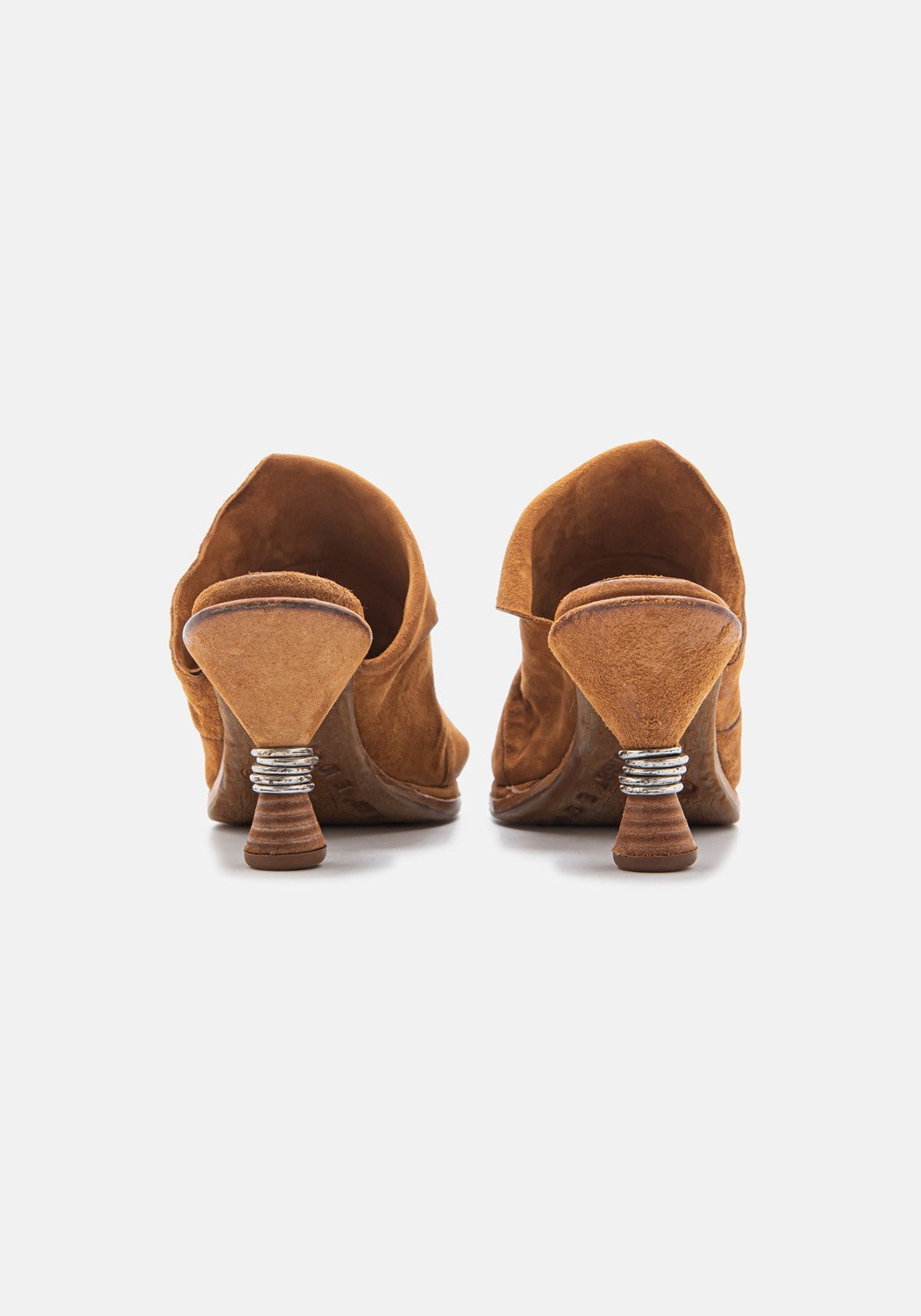 A01006-0202-6917 tiger | Bildmaterial bereitgestellt von SHOES.PLEASE.