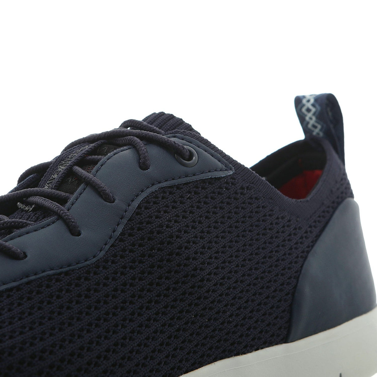Fathom Hyperwave Low dark sapphire | Bildmaterial bereitgestellt von SHOES.PLEASE.
