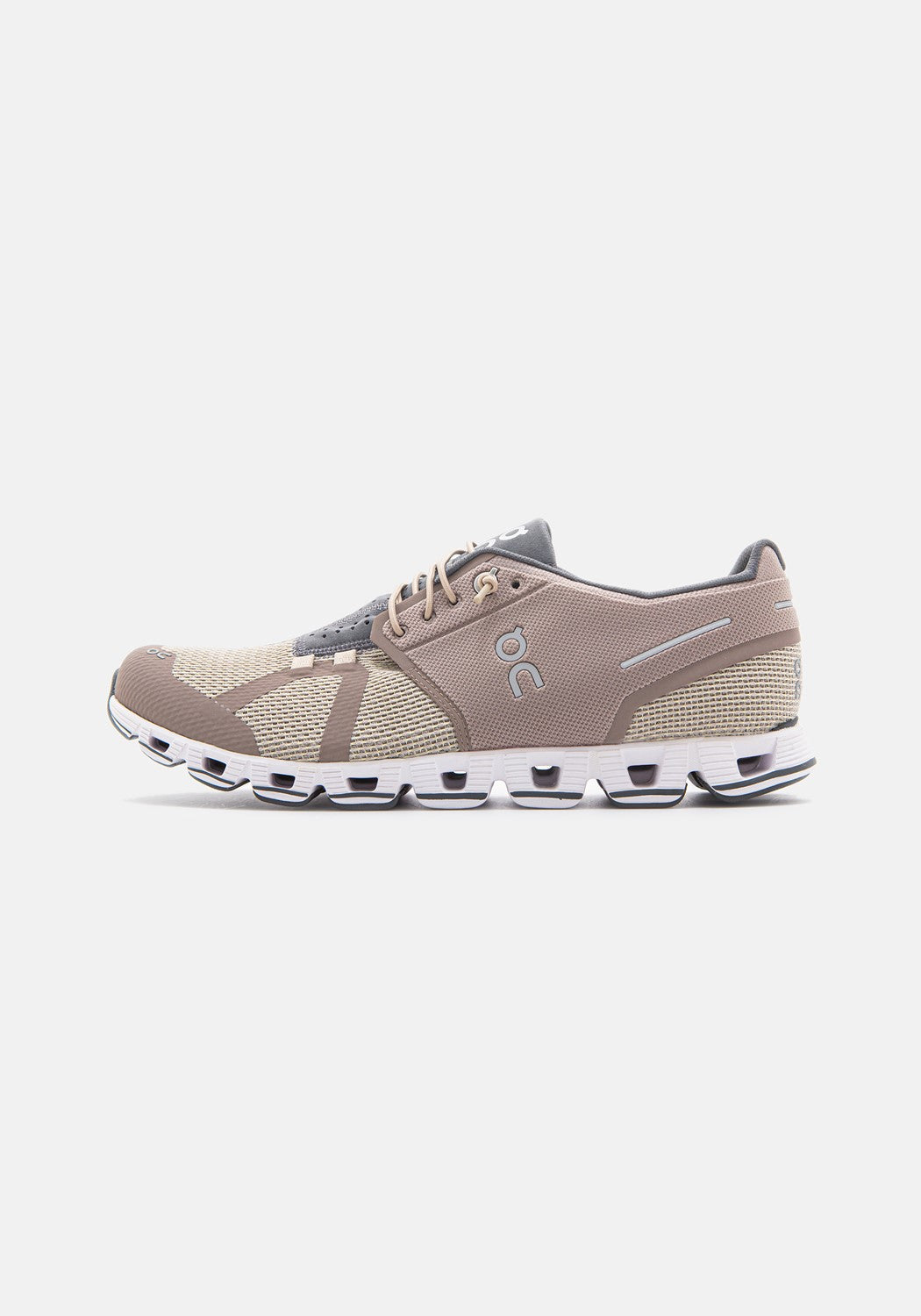 19.99903 M Cloud Clay sand | Bildmaterial bereitgestellt von SHOES.PLEASE.
