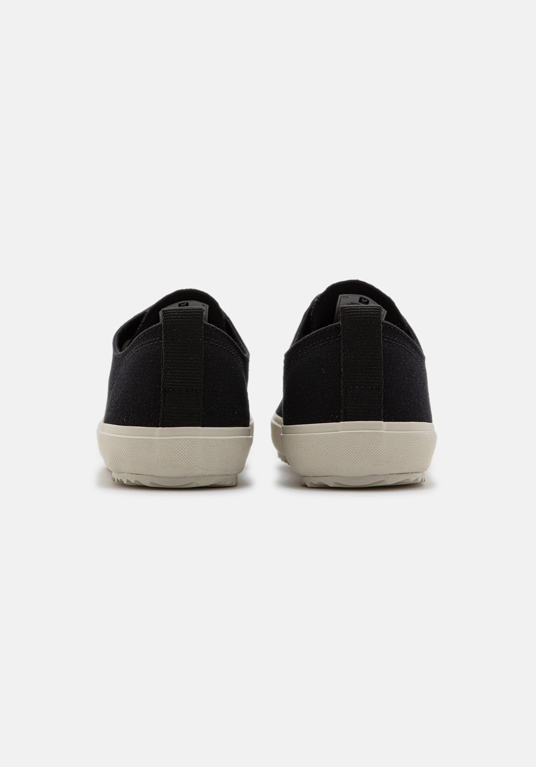 Nova Canvas black pierre | Bildmaterial bereitgestellt von SHOES.PLEASE.